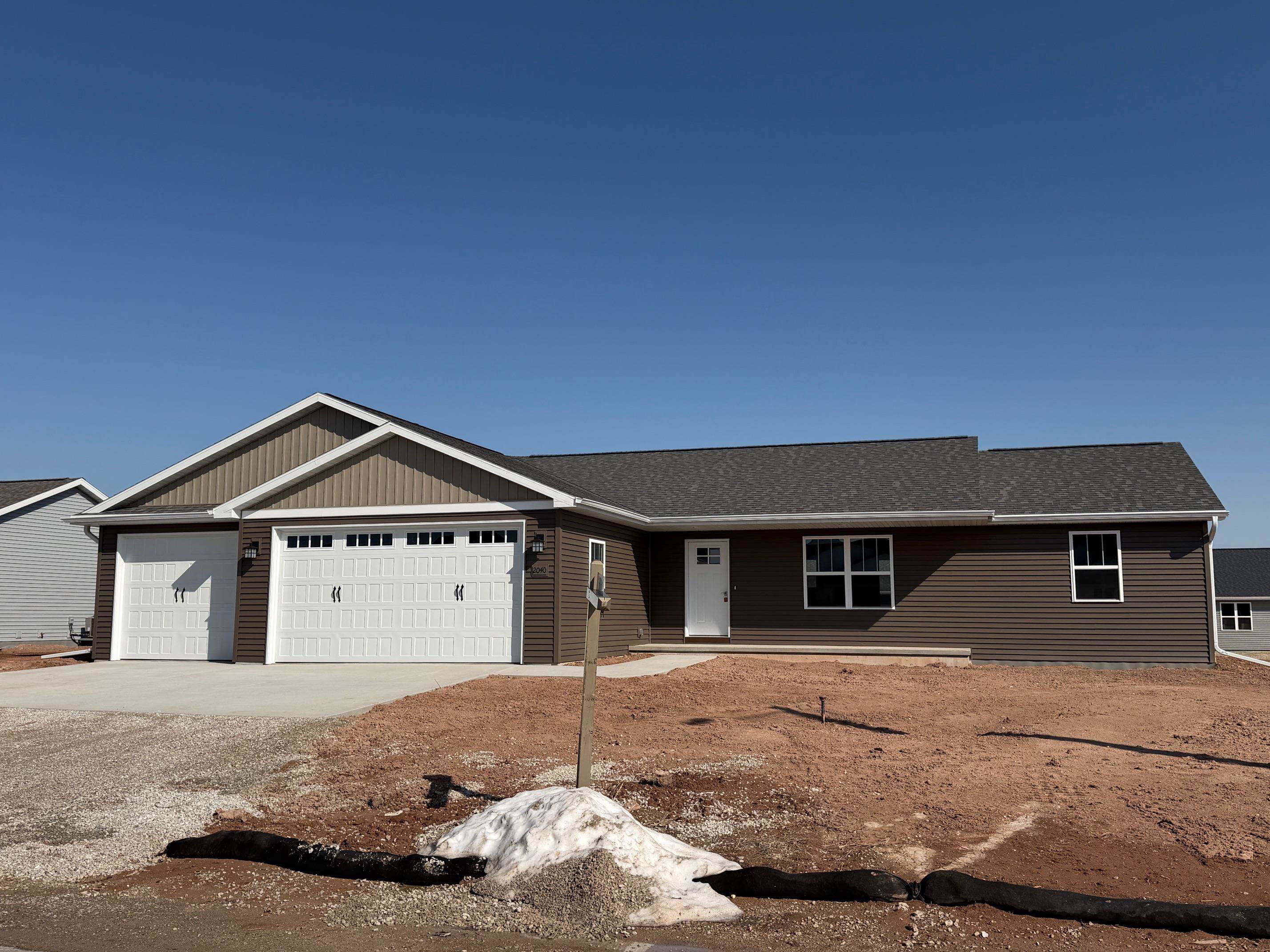 2040 RED FOX Lane