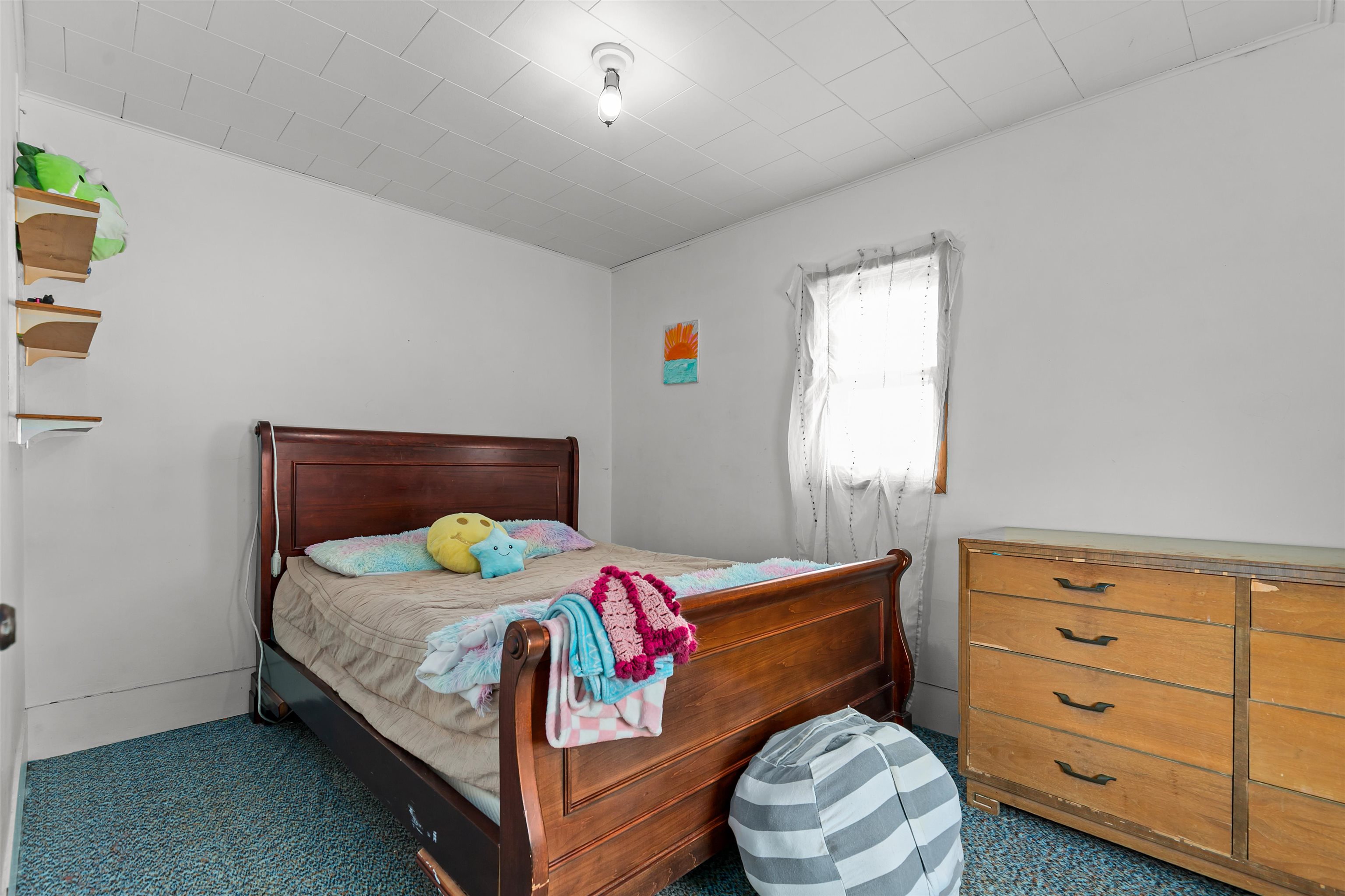 3829 LOST DAUPHIN Road