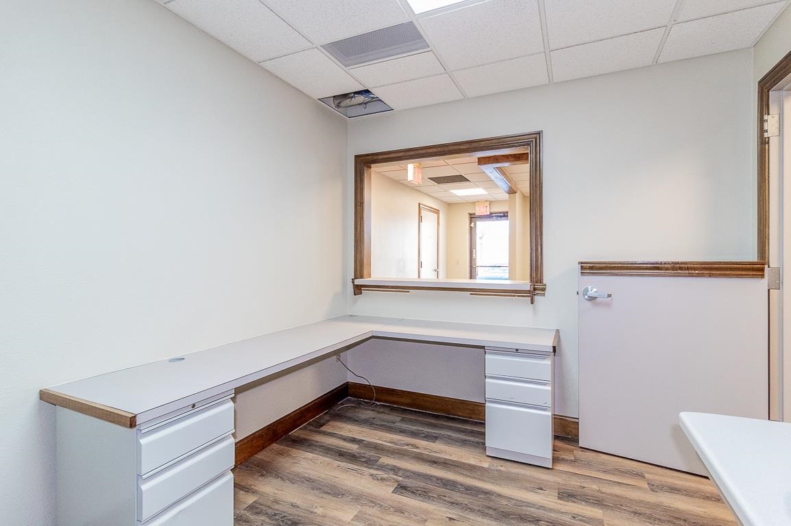 1620 N SHAWANO Street Unit: E