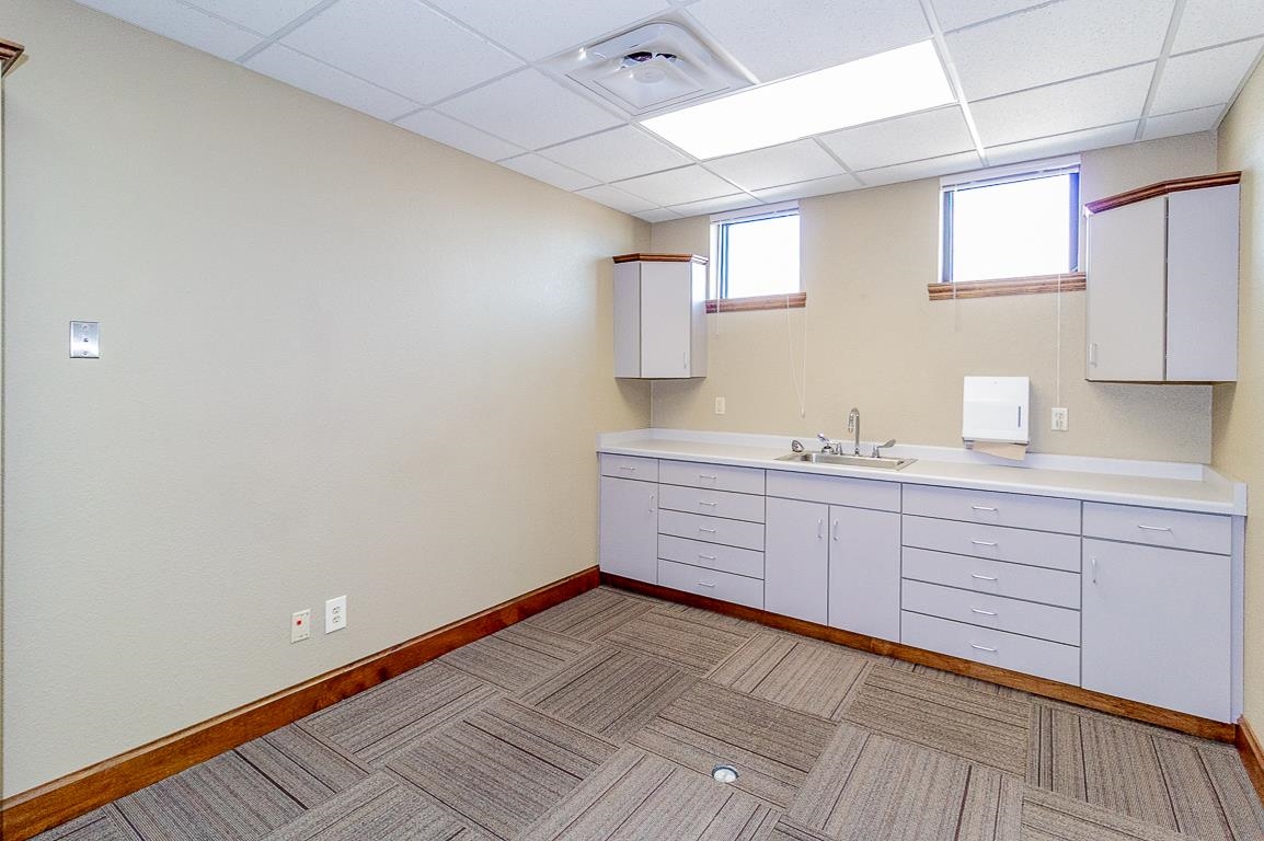 1620 N SHAWANO Street Unit: E