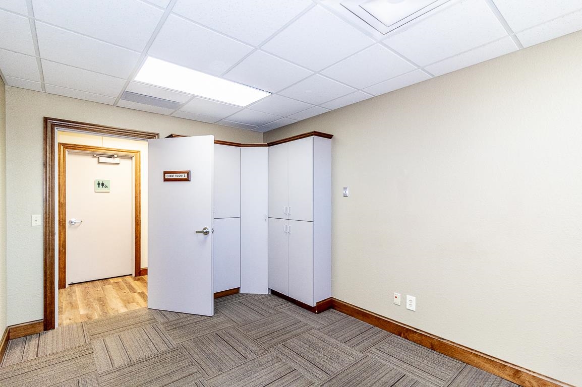 1620 N SHAWANO Street Unit: E