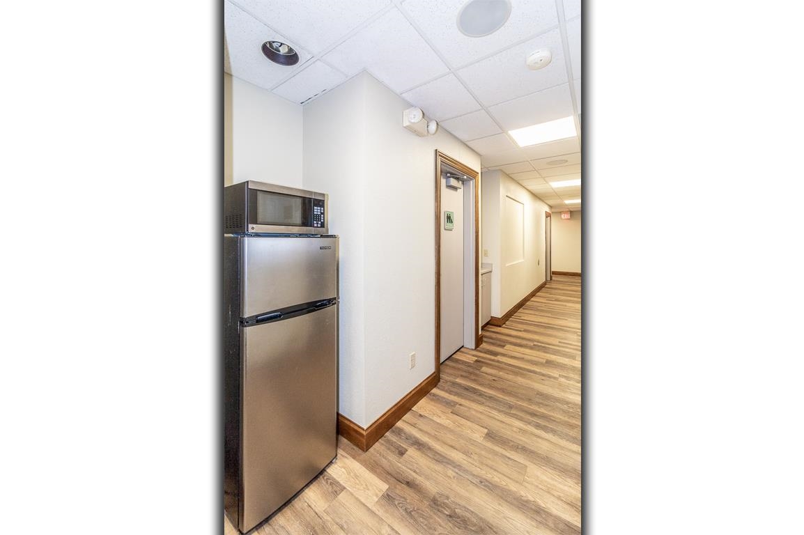 1620 N SHAWANO Street Unit: E