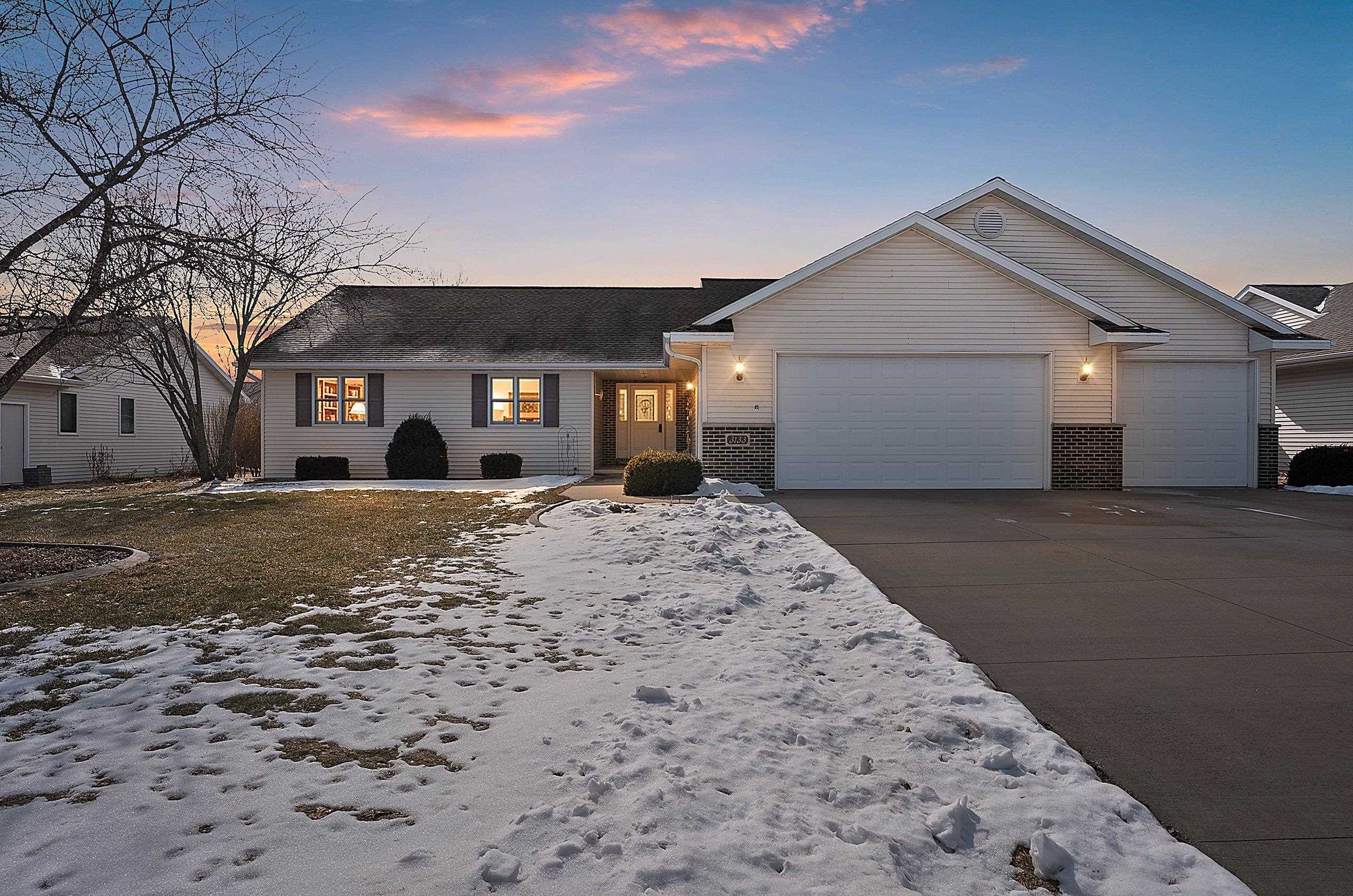 3133 SELMA Court