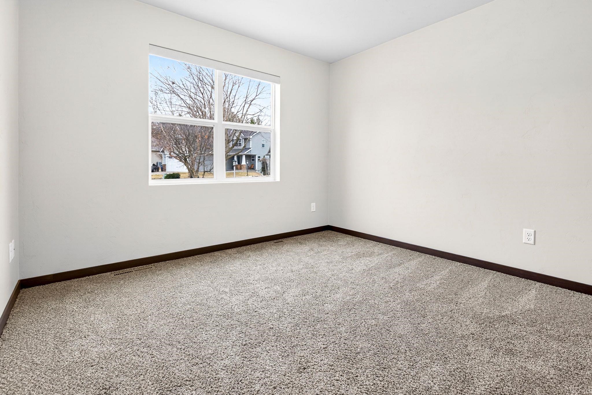 537 GOLF SIDE Court