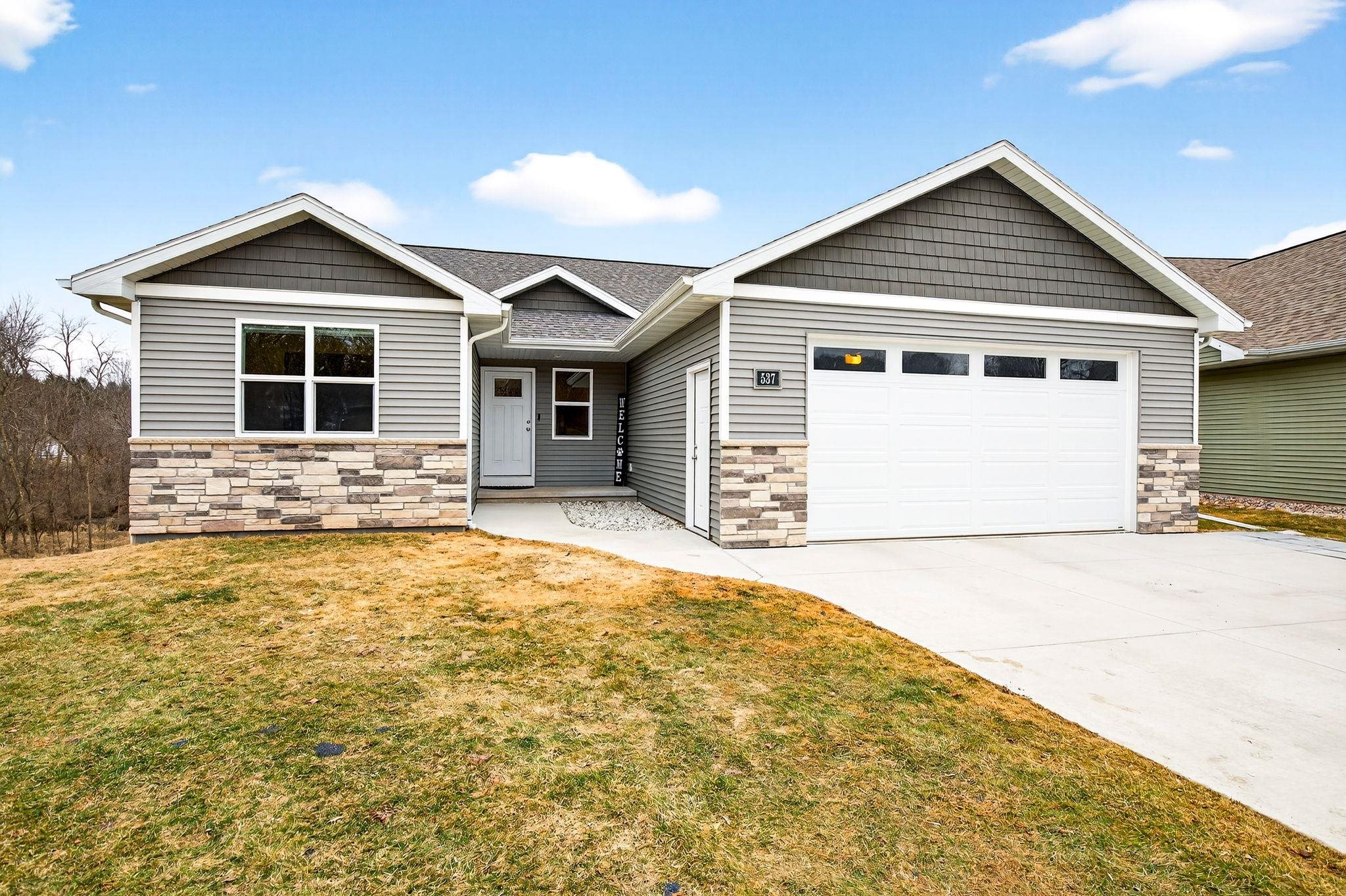 537 GOLF SIDE Court