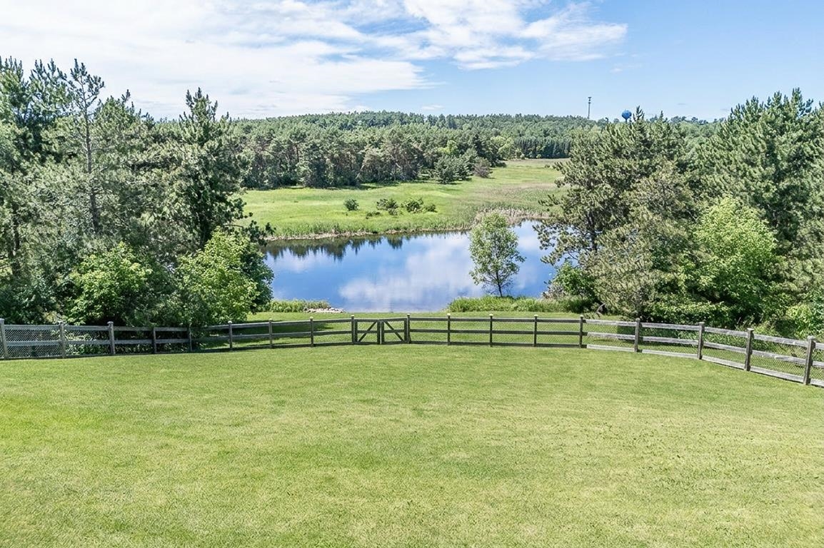 E9588 MULROY Road