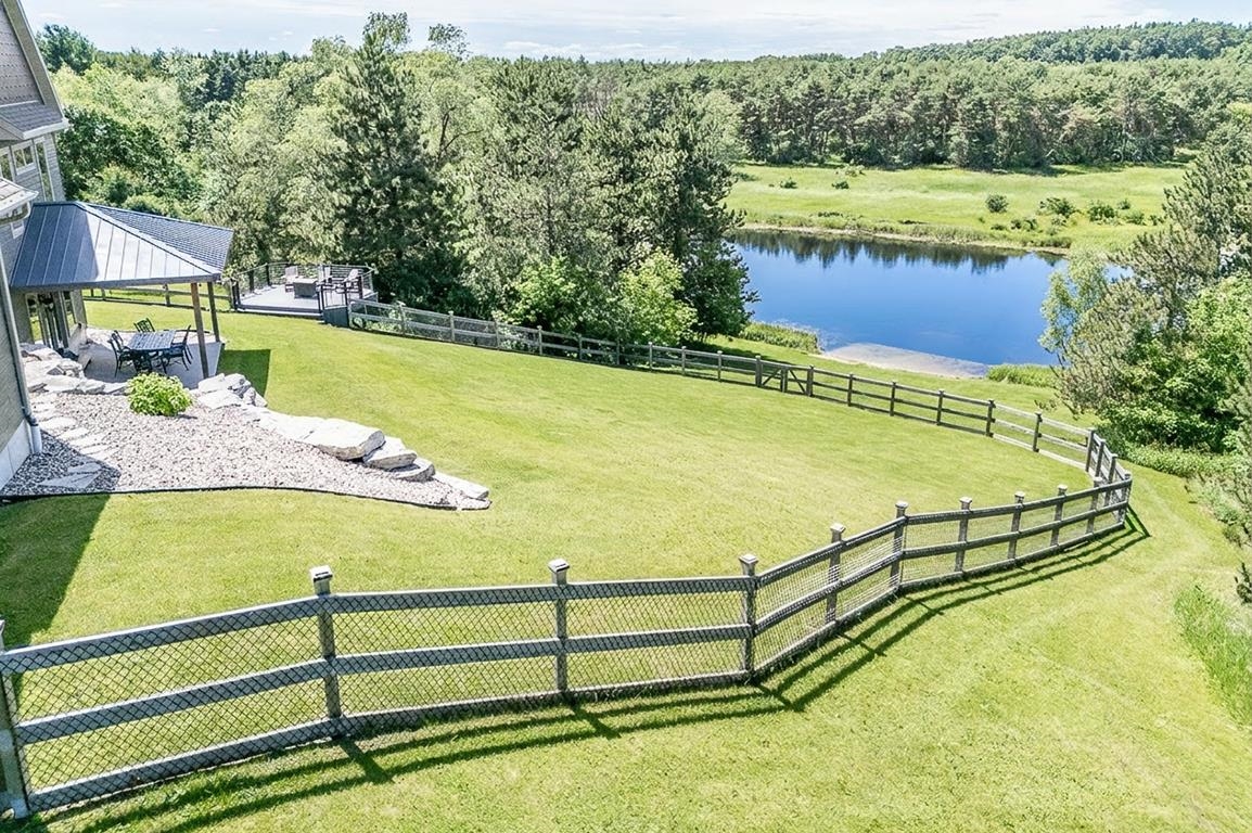 E9588 MULROY Road