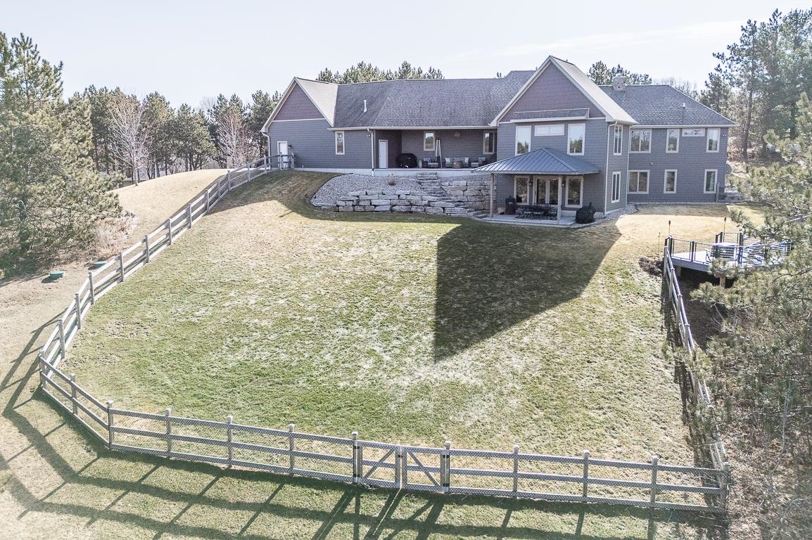 E9588 MULROY Road