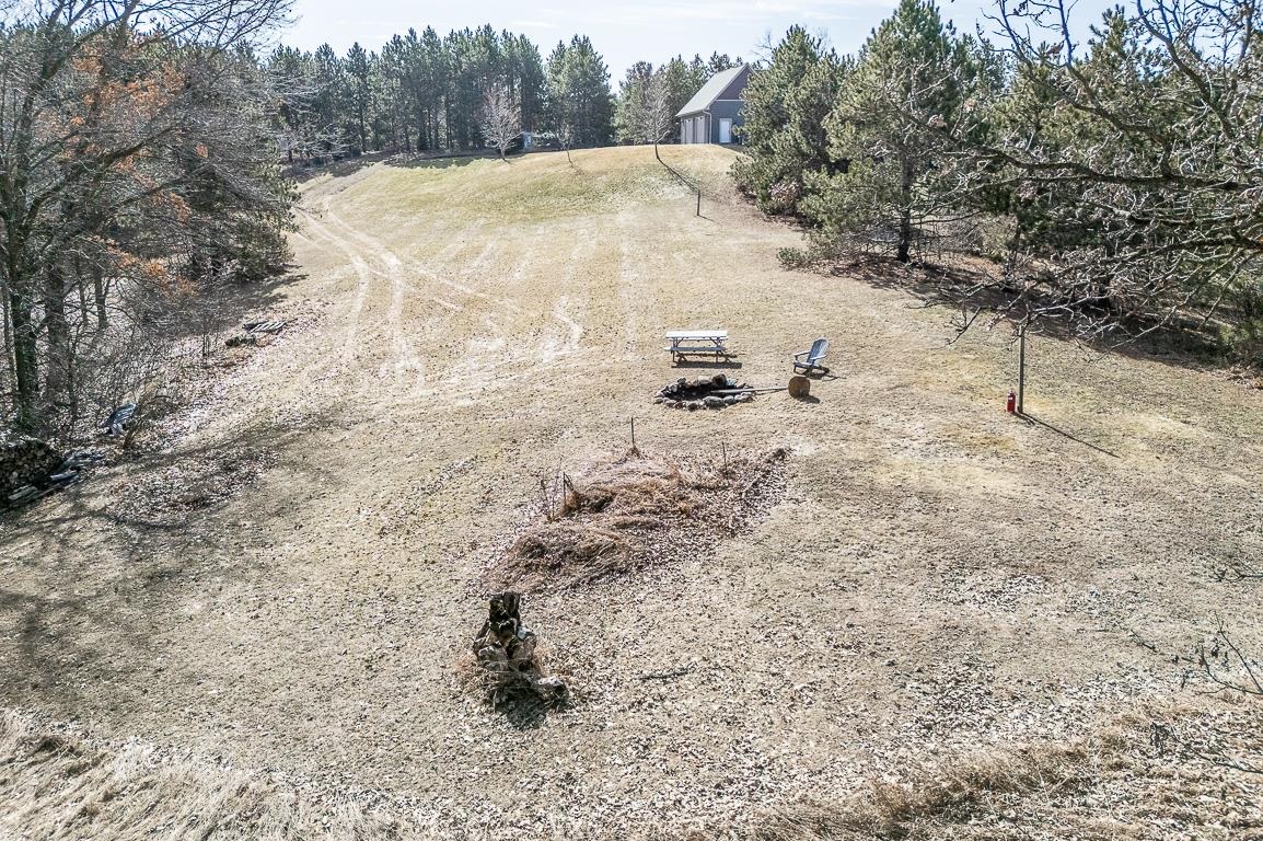 E9588 MULROY Road