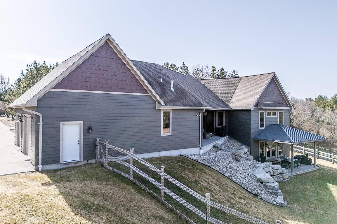 E9588 MULROY Road