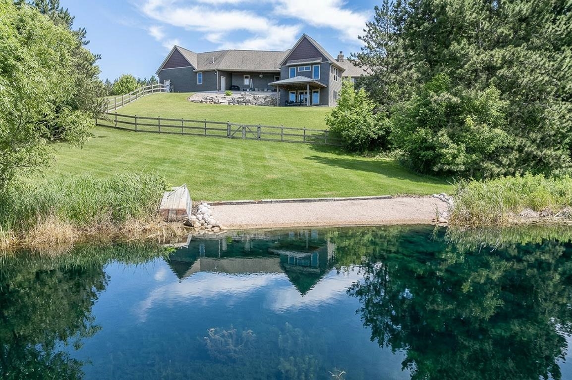 E9588 MULROY Road