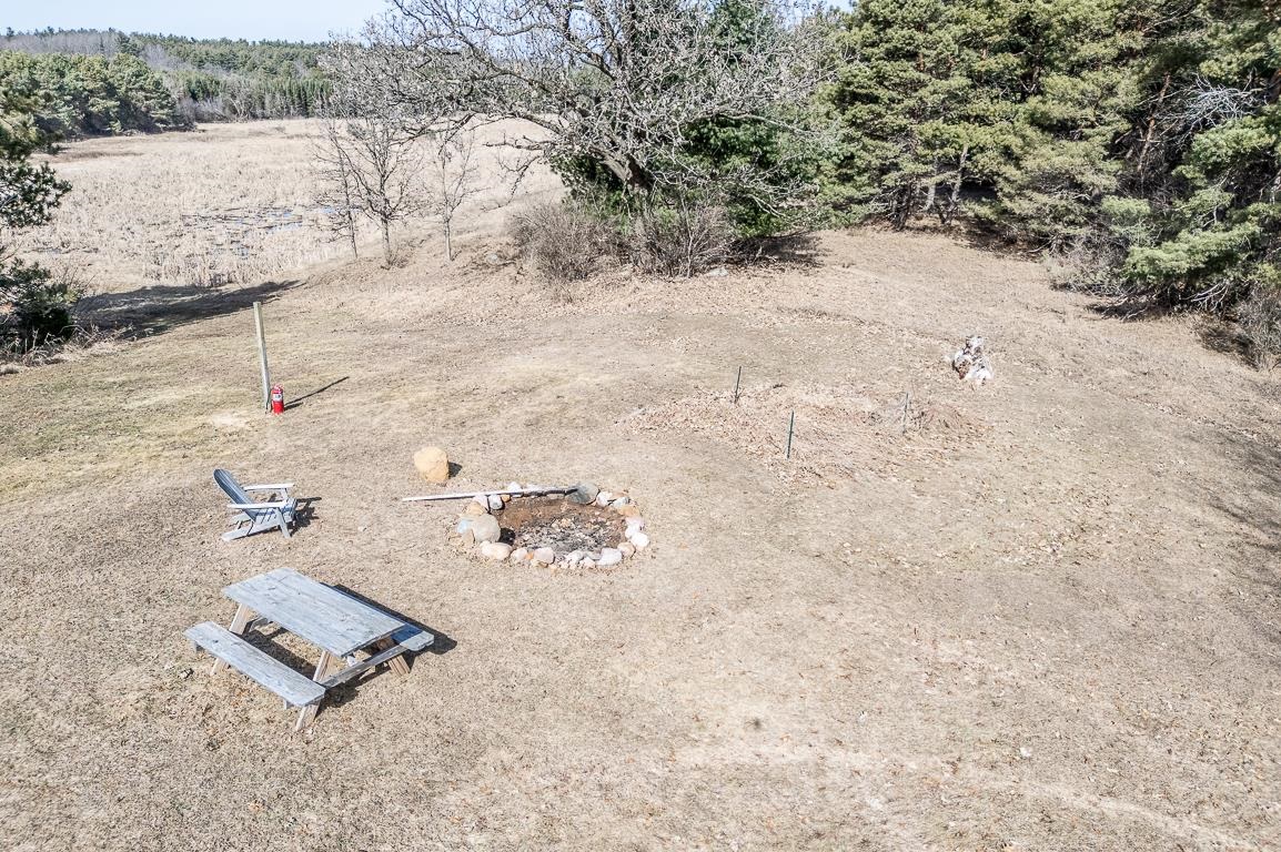 E9588 MULROY Road