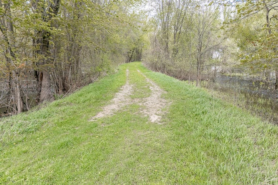 N5201 LOWER Road