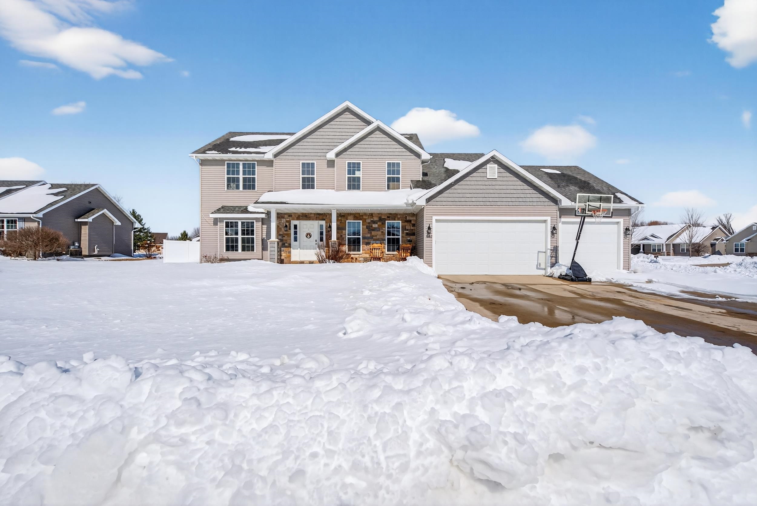 1906 WASILLA Lane