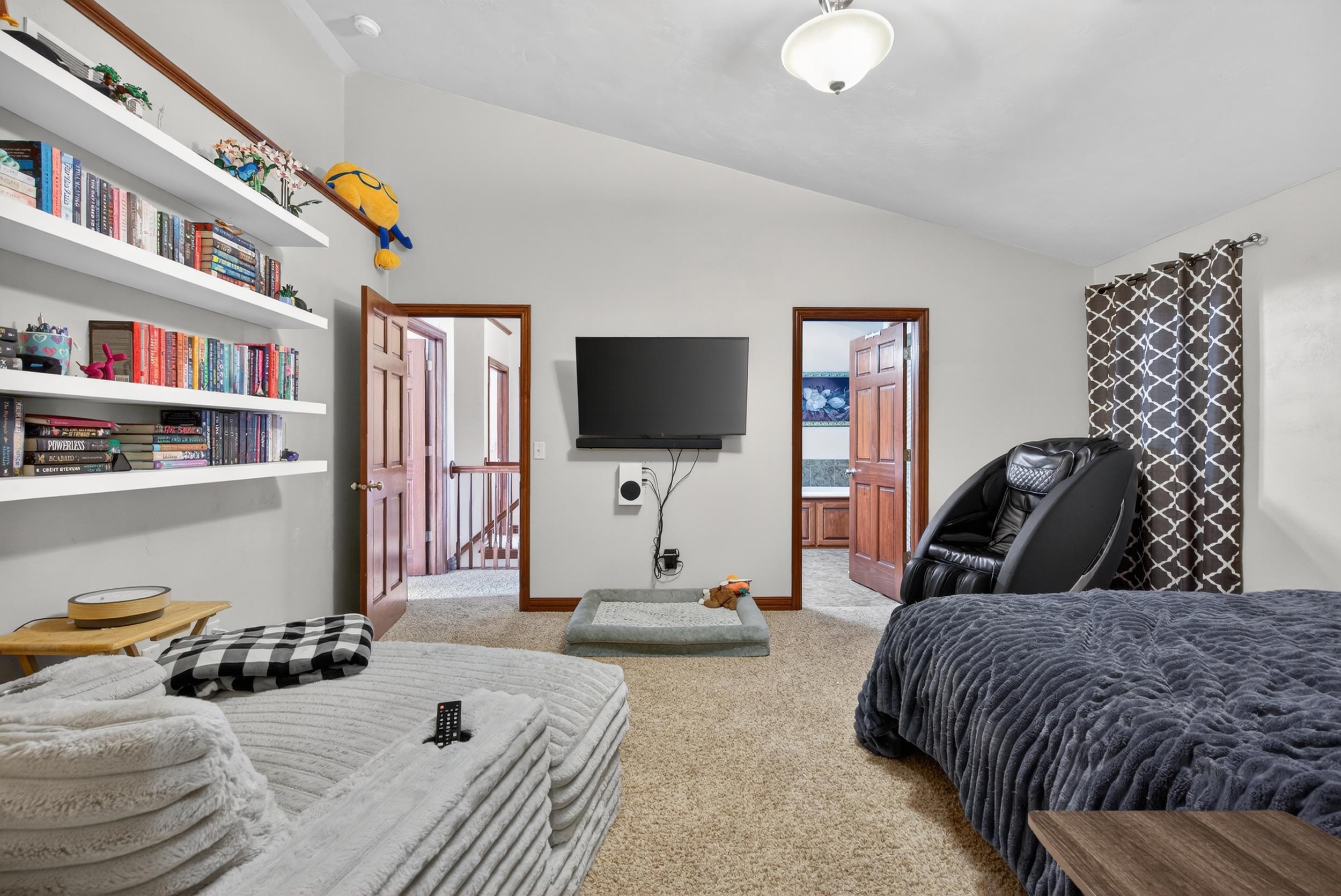 1906 WASILLA Lane
