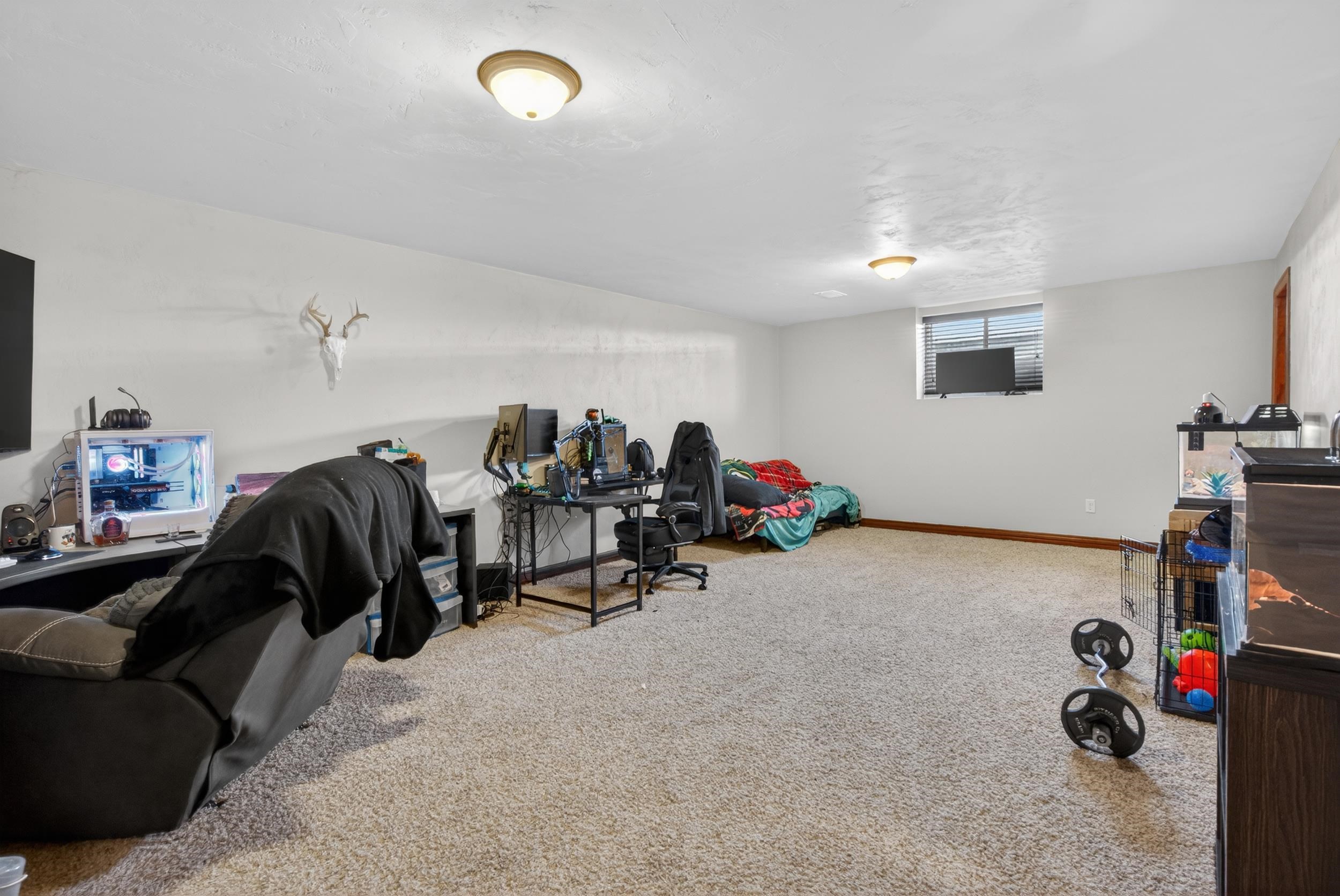 1906 WASILLA Lane