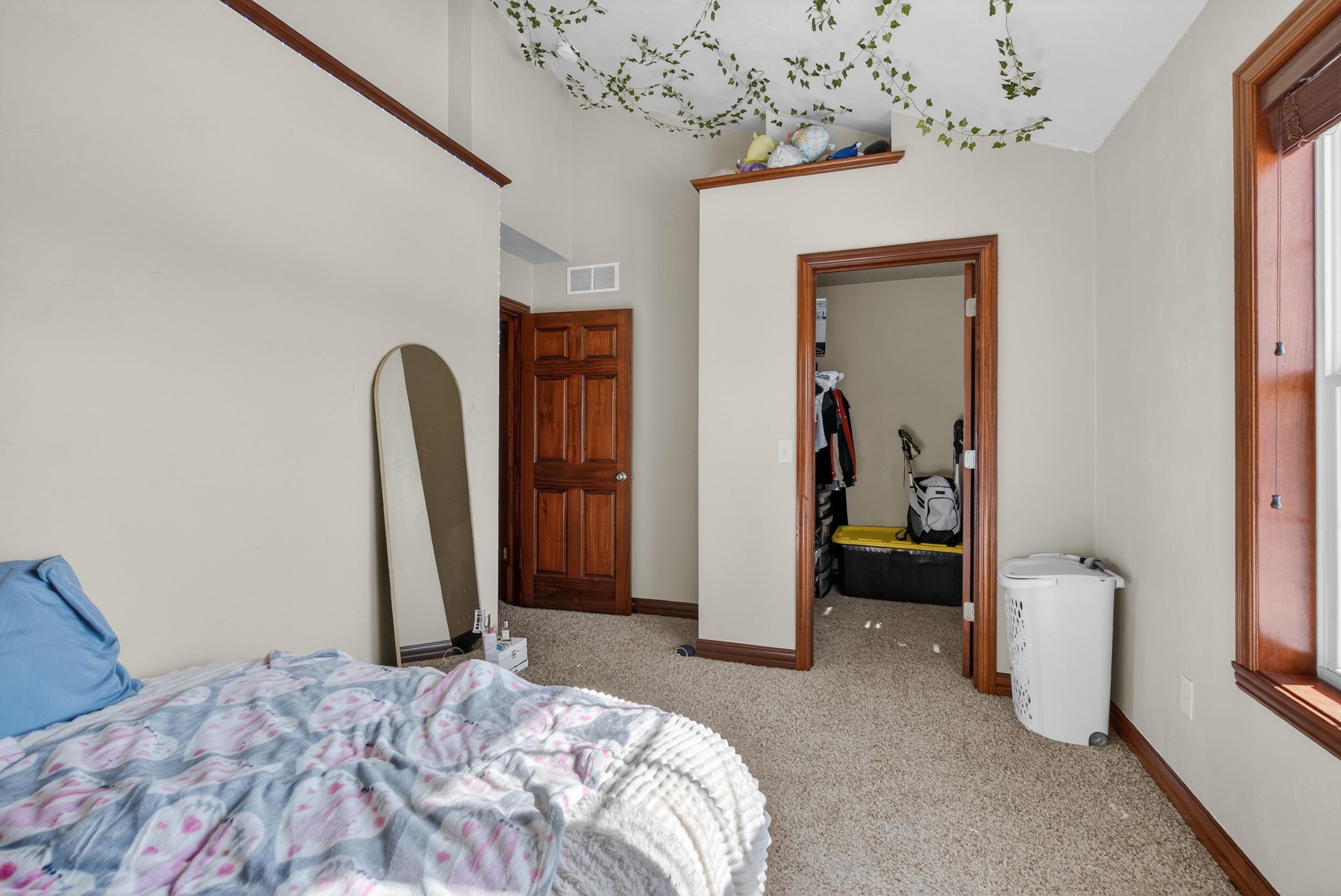 1906 WASILLA Lane