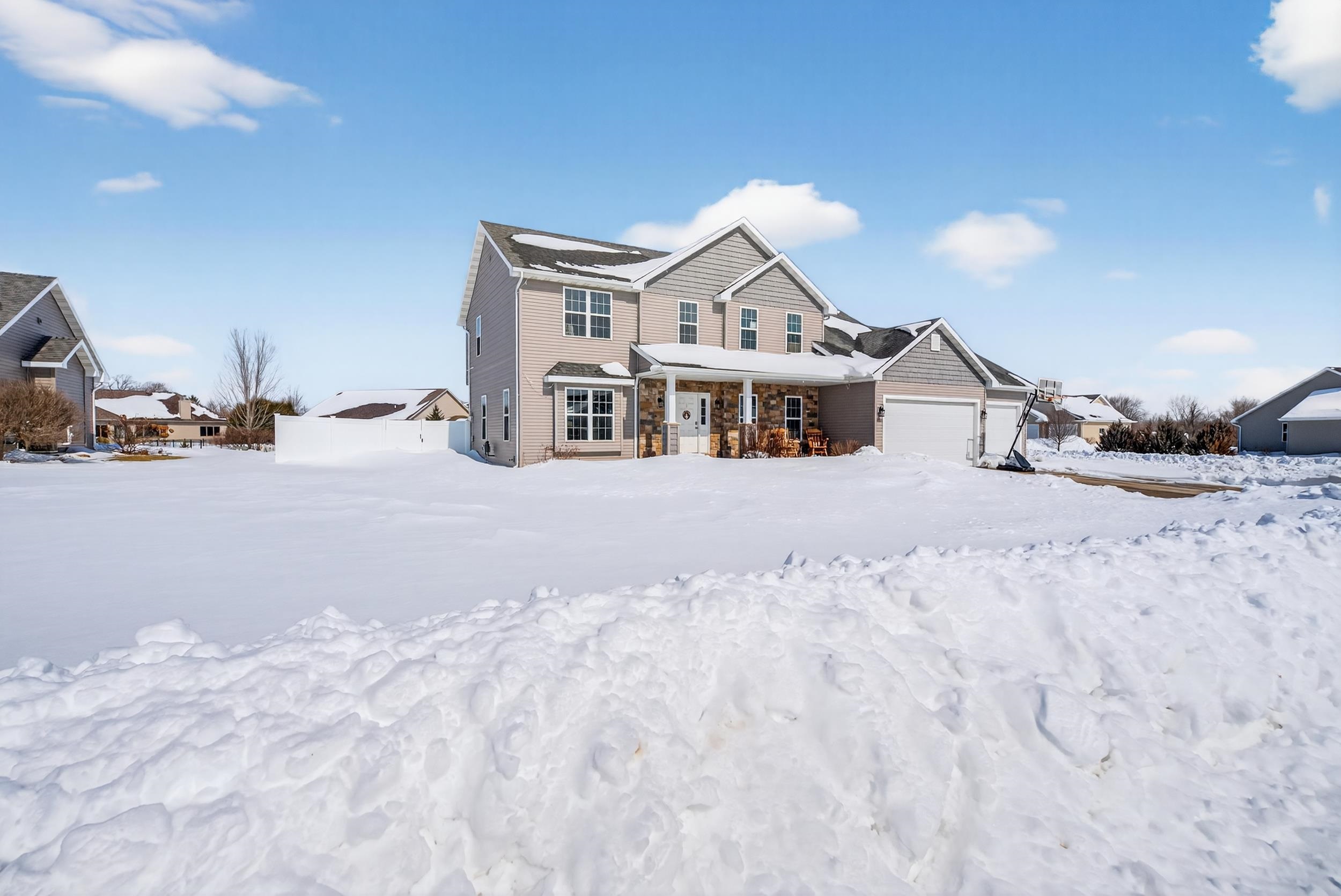 1906 WASILLA Lane