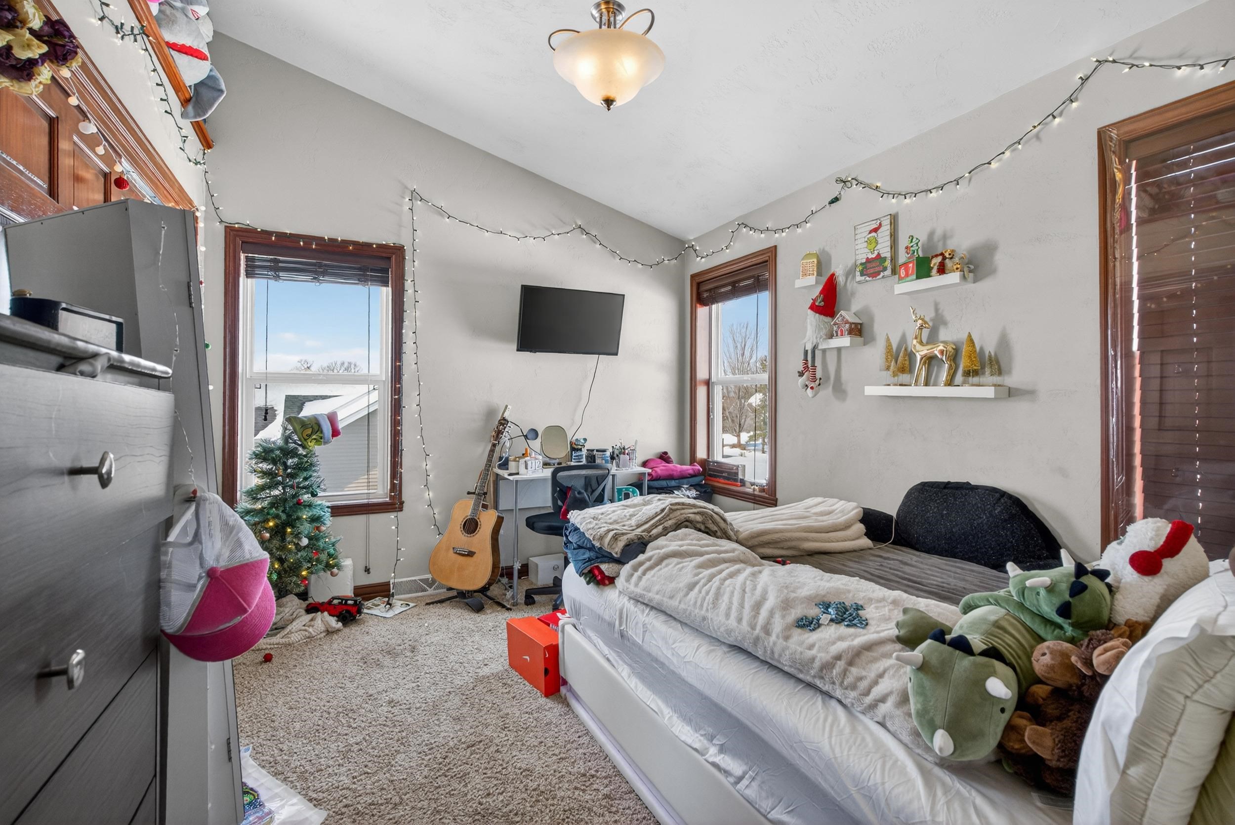 1906 WASILLA Lane