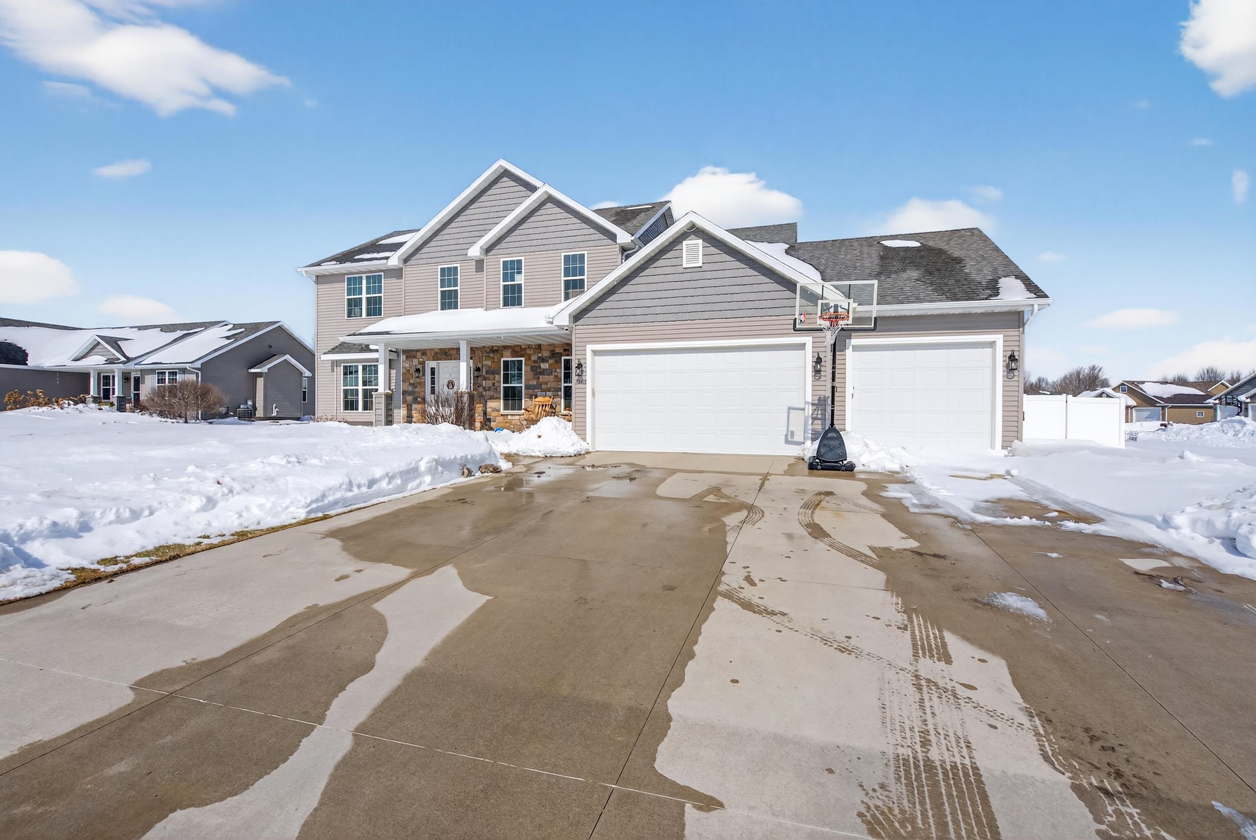 1906 WASILLA Lane