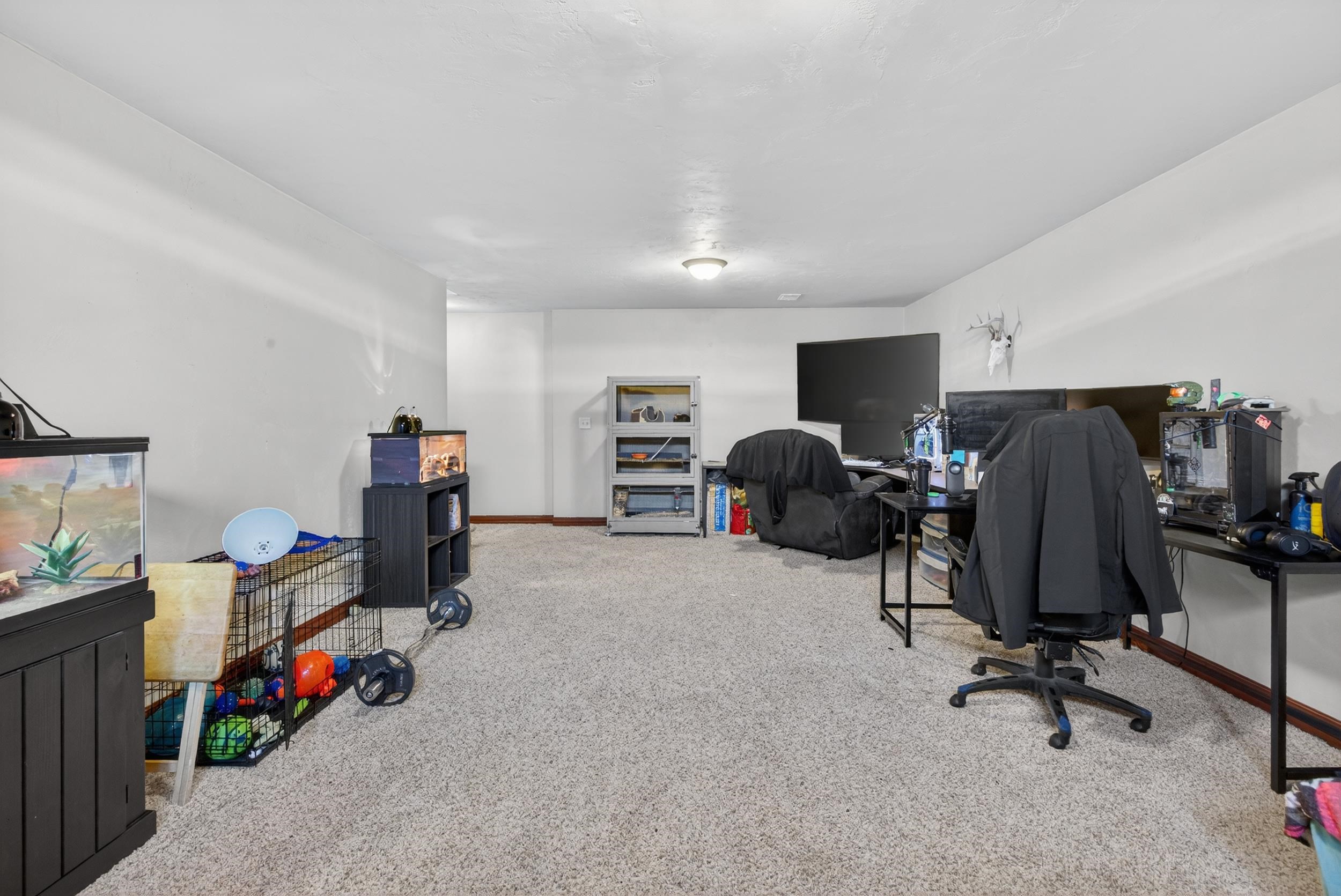1906 WASILLA Lane
