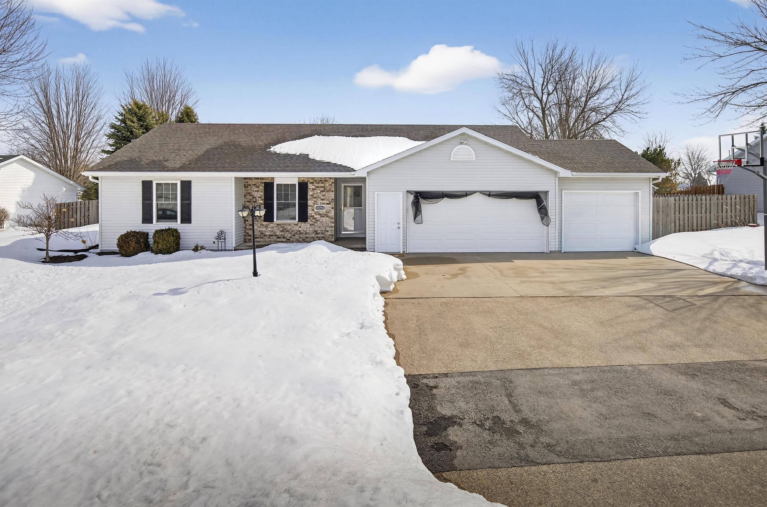 N9598 CHADBURY Lane