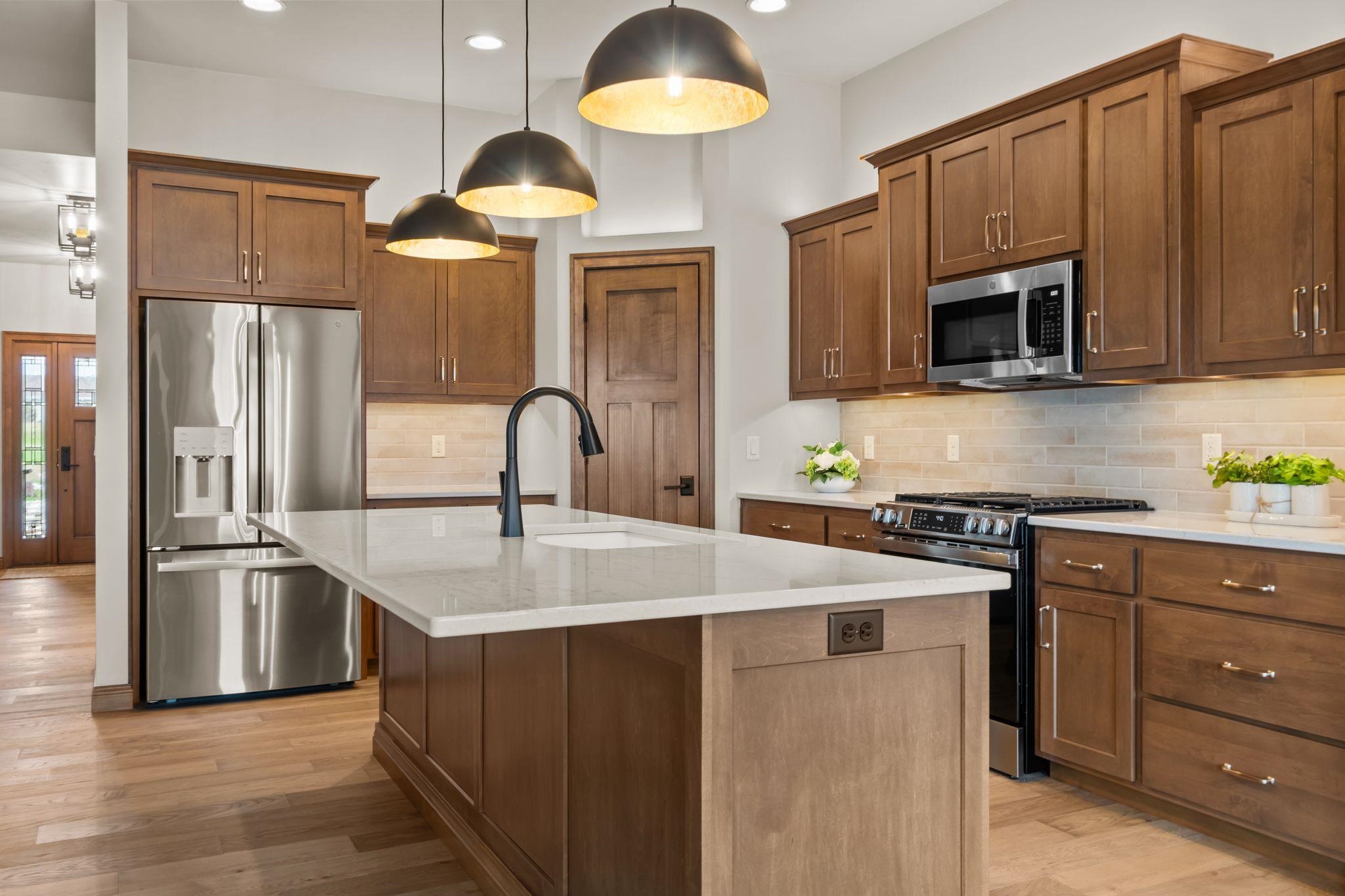 1373 PRAIRIE LAKE Circle