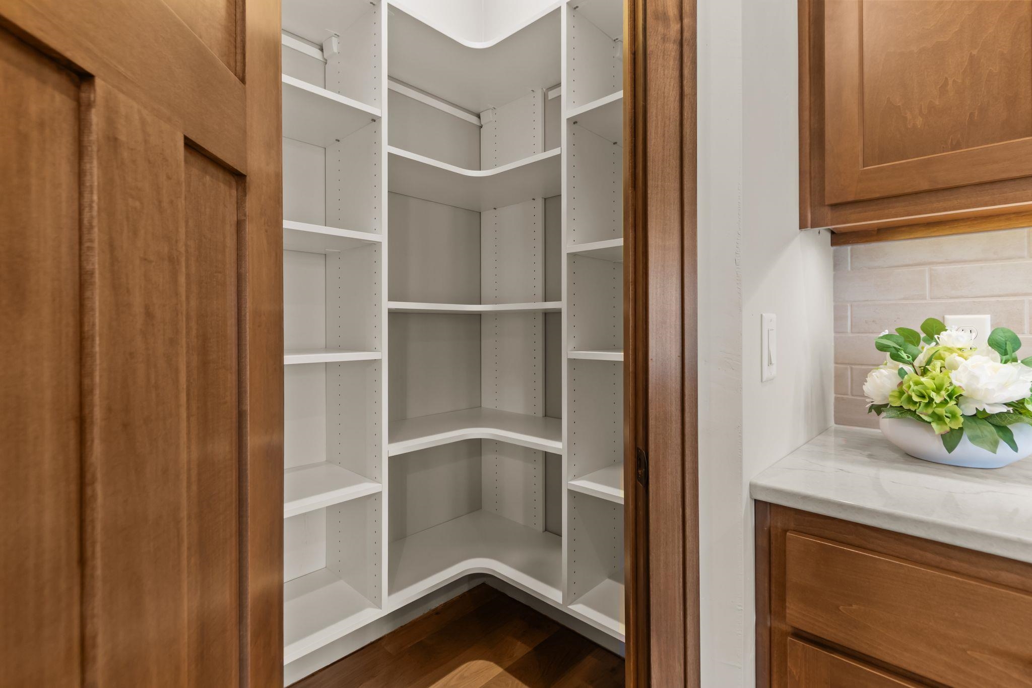 1373 PRAIRIE LAKE Circle