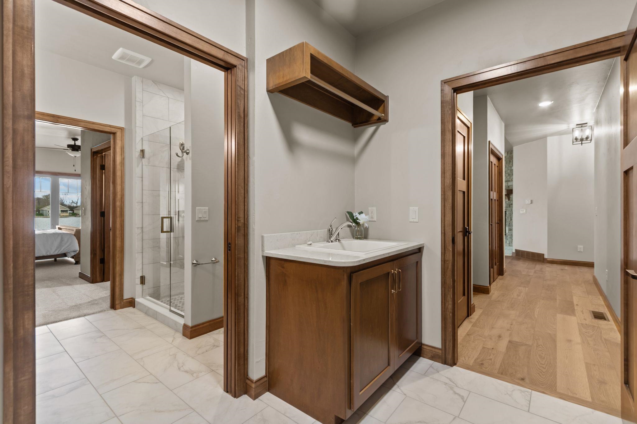 1373 PRAIRIE LAKE Circle