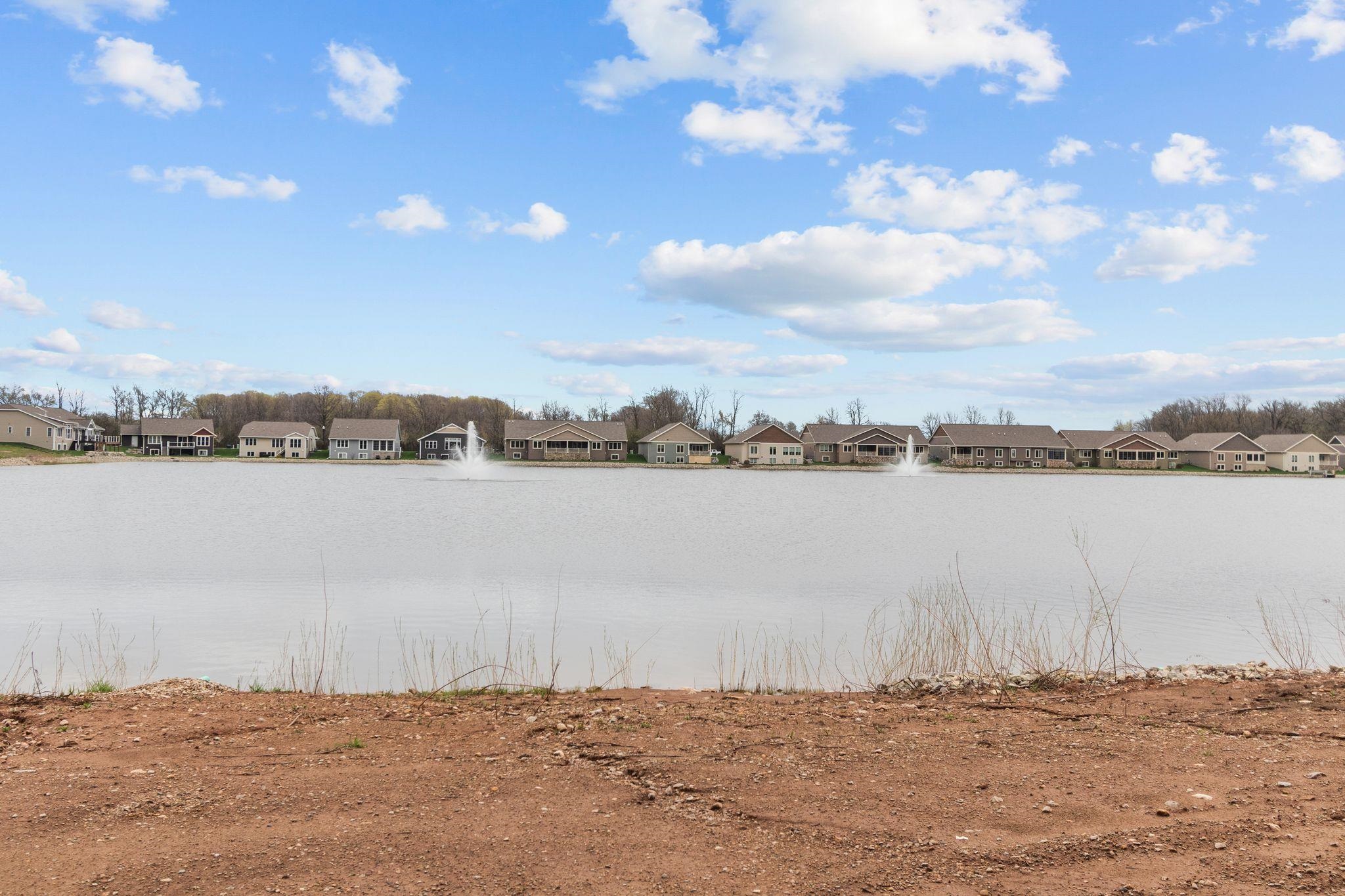 1373 PRAIRIE LAKE Circle
