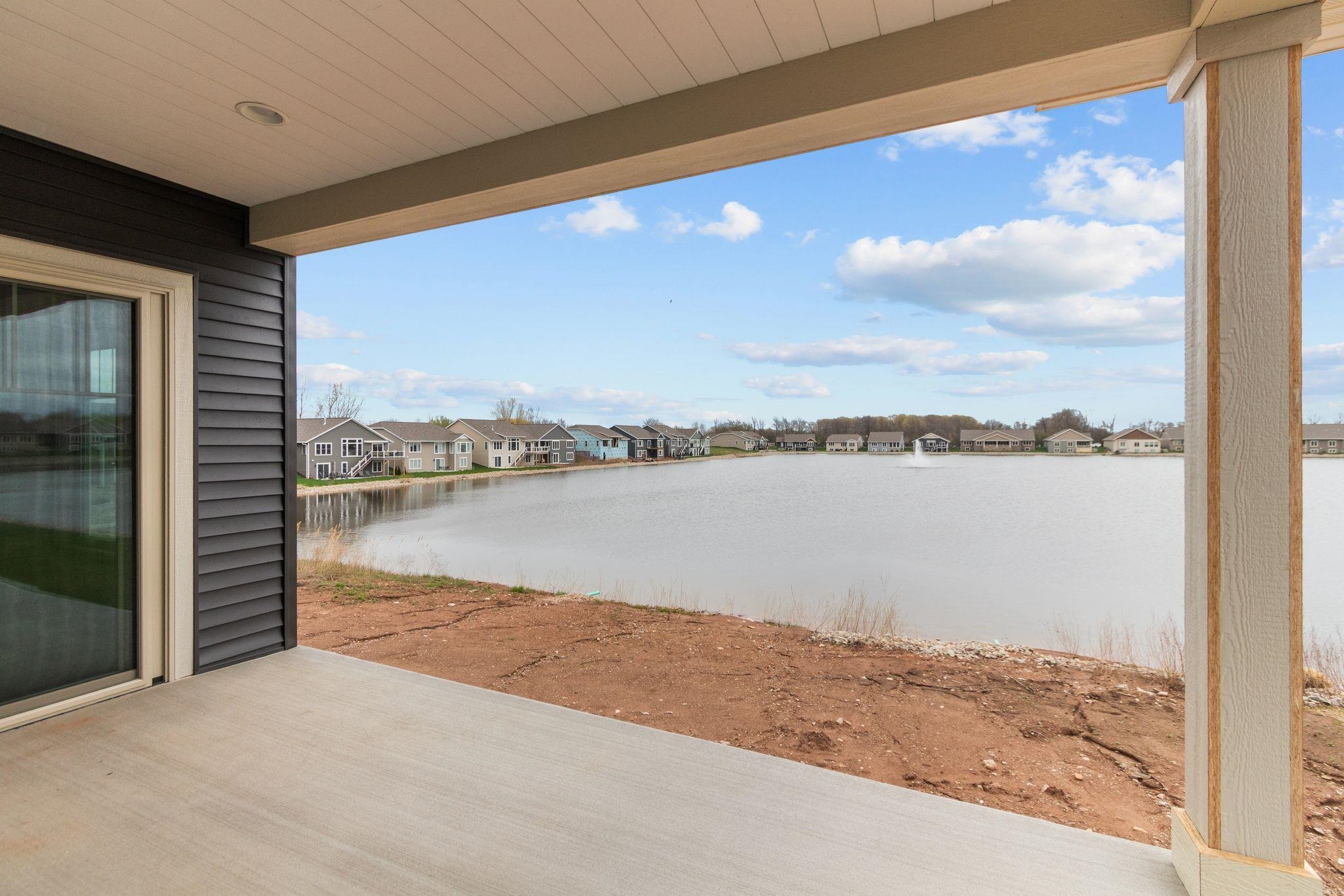 1373 PRAIRIE LAKE Circle
