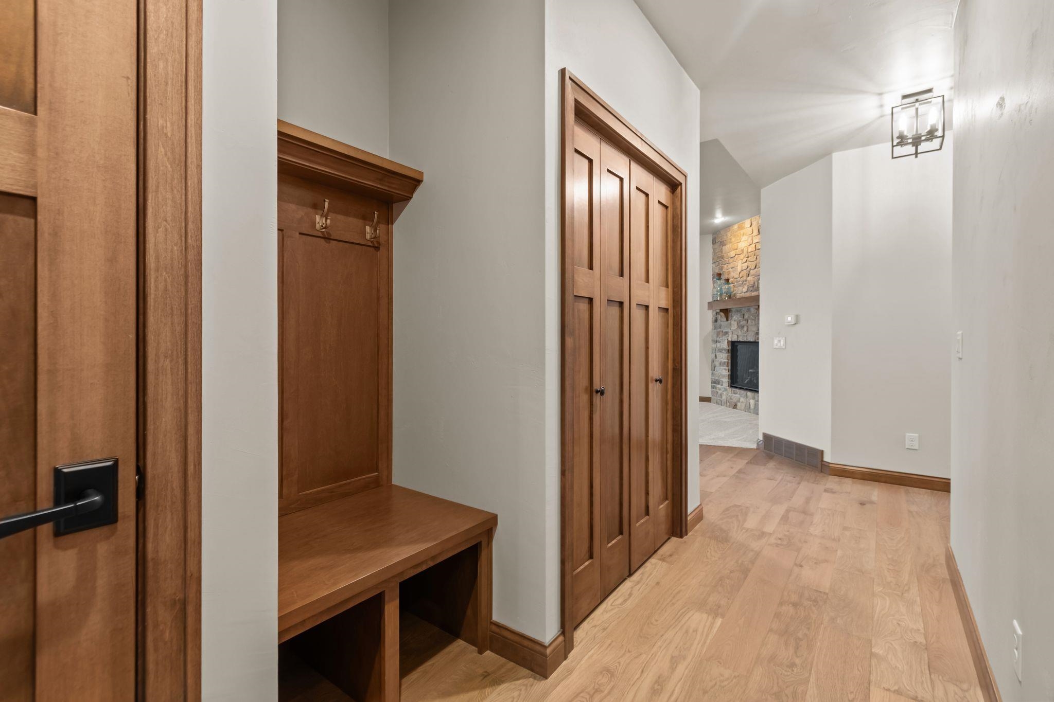 1373 PRAIRIE LAKE Circle