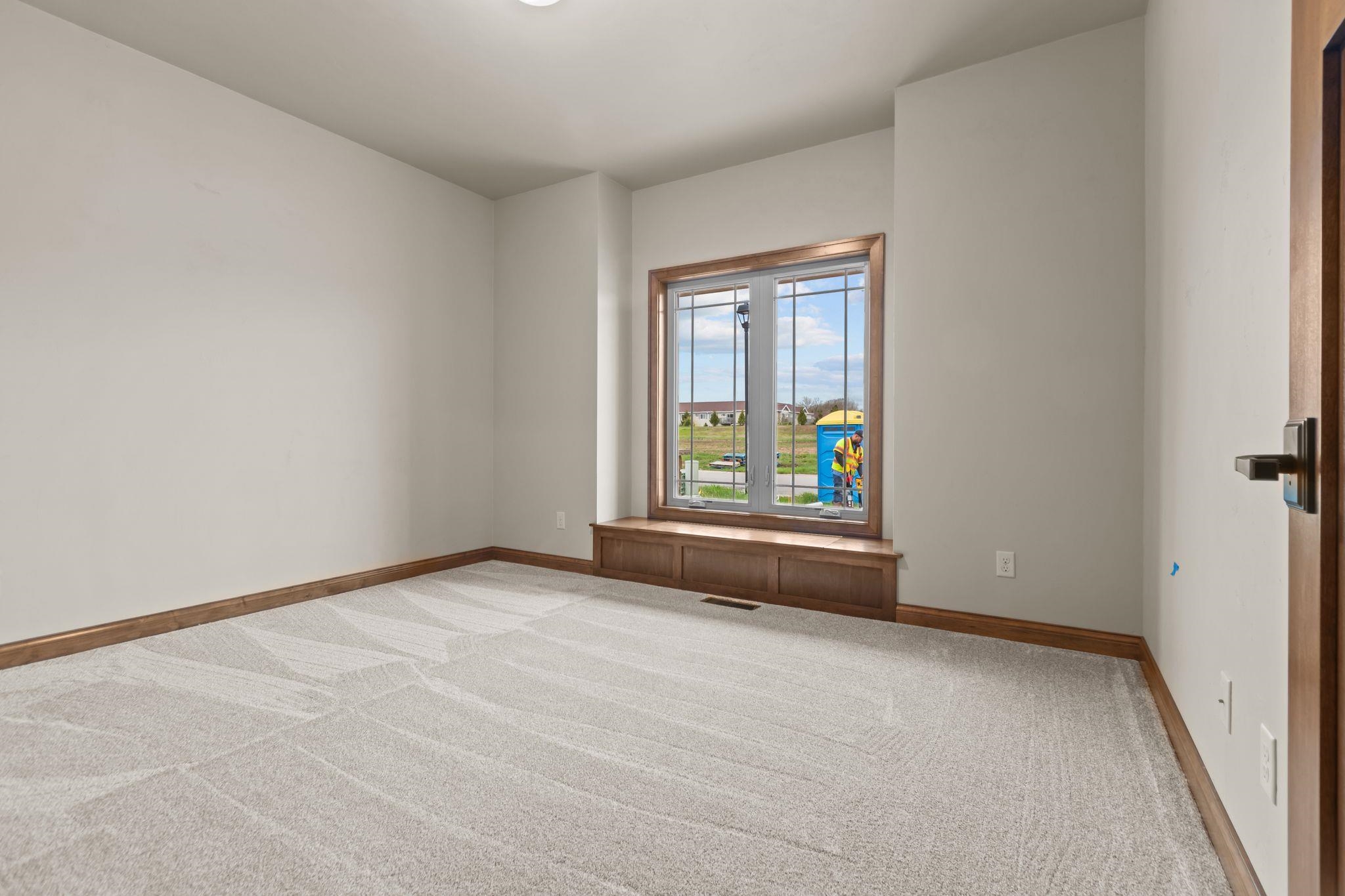 1373 PRAIRIE LAKE Circle