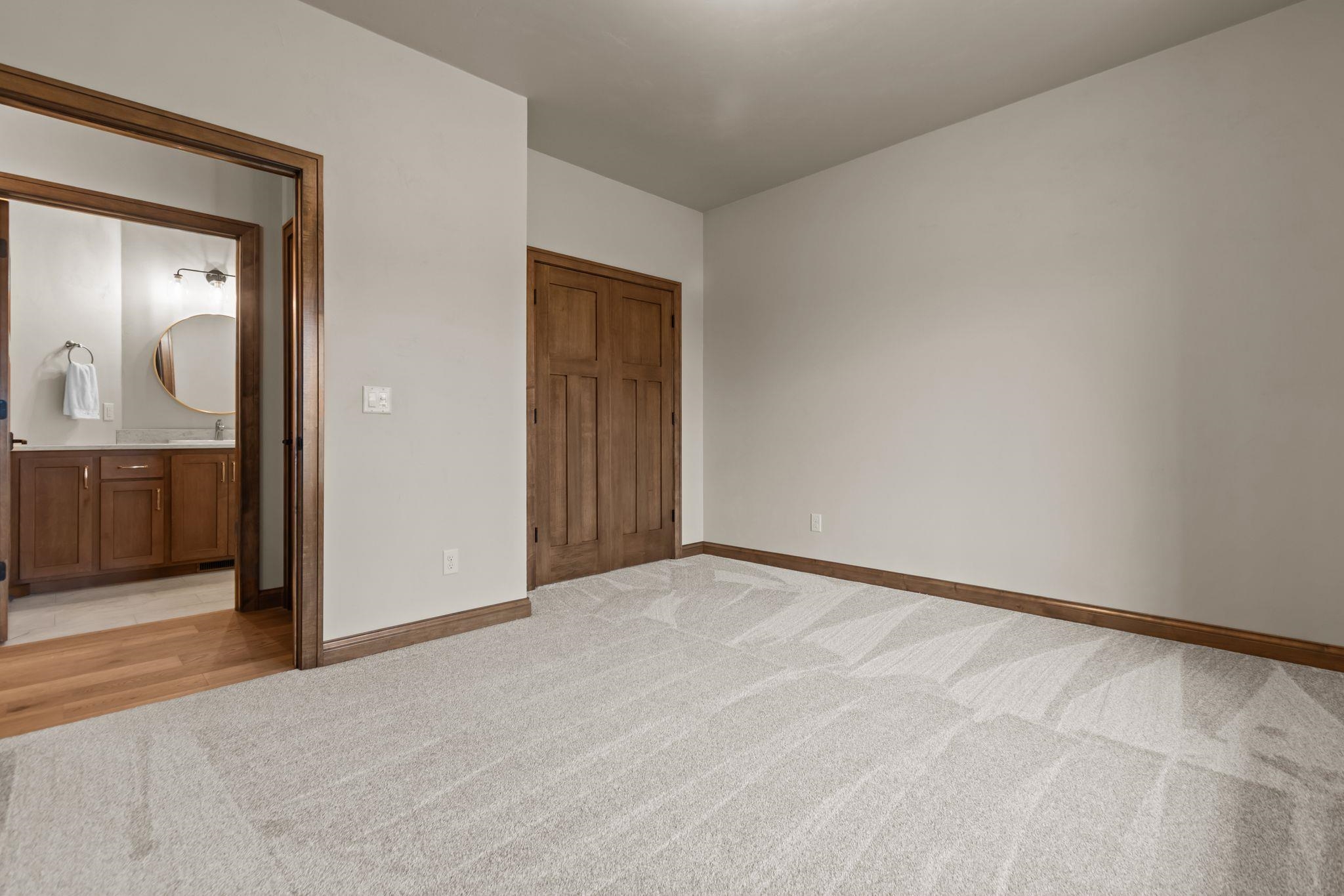 1373 PRAIRIE LAKE Circle