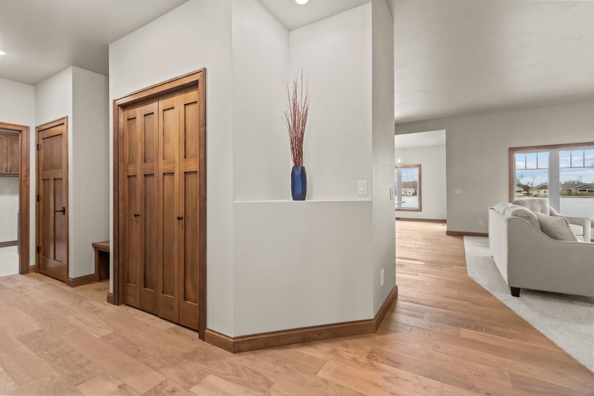 1373 PRAIRIE LAKE Circle