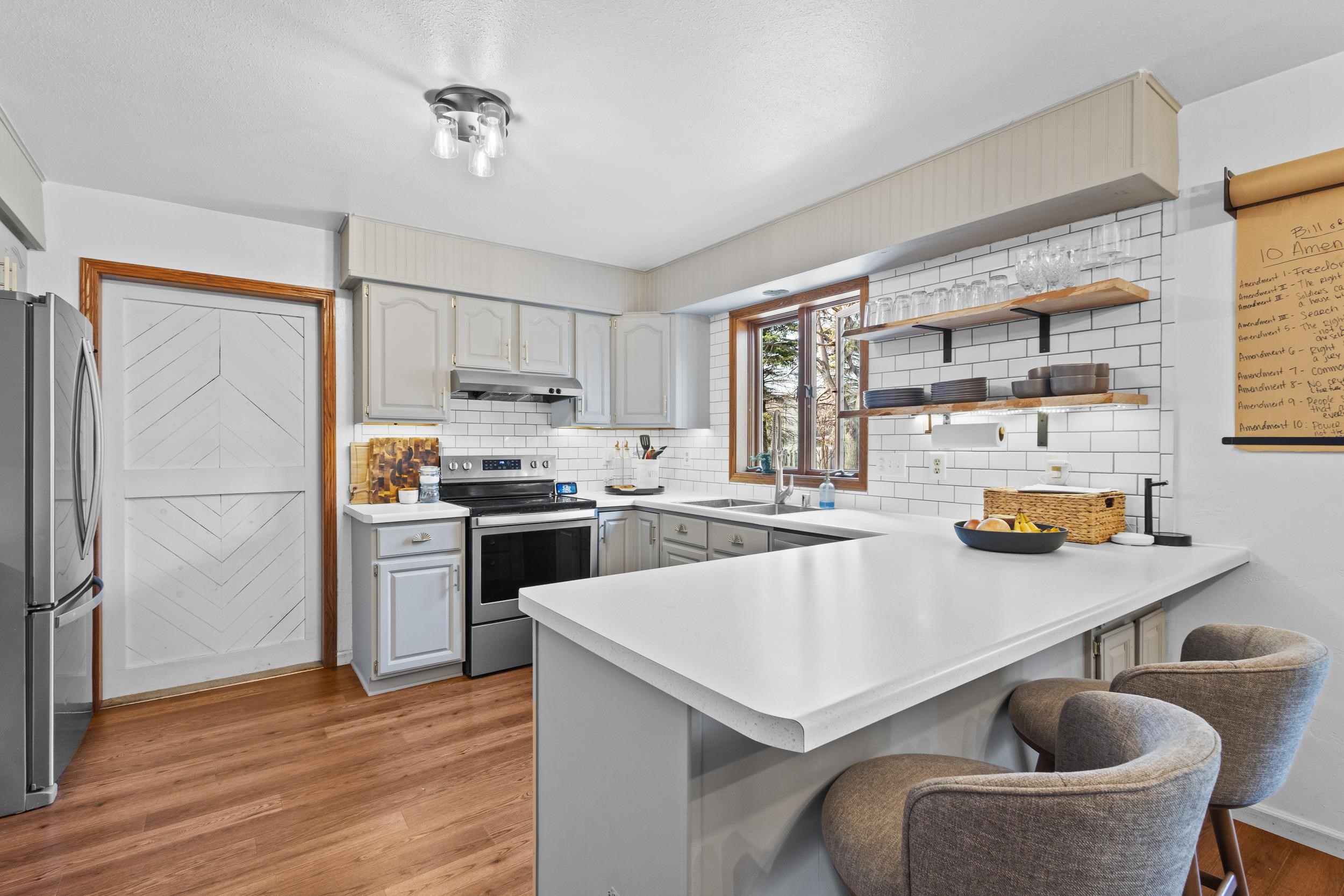 2310 GRACELAND Court