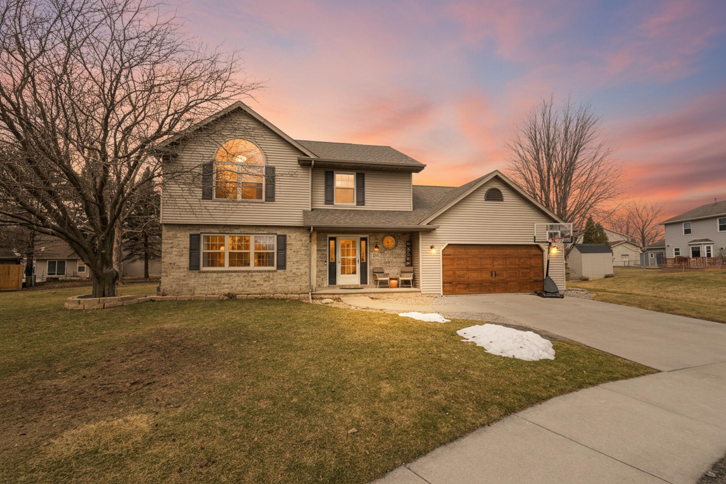 2310 GRACELAND Court