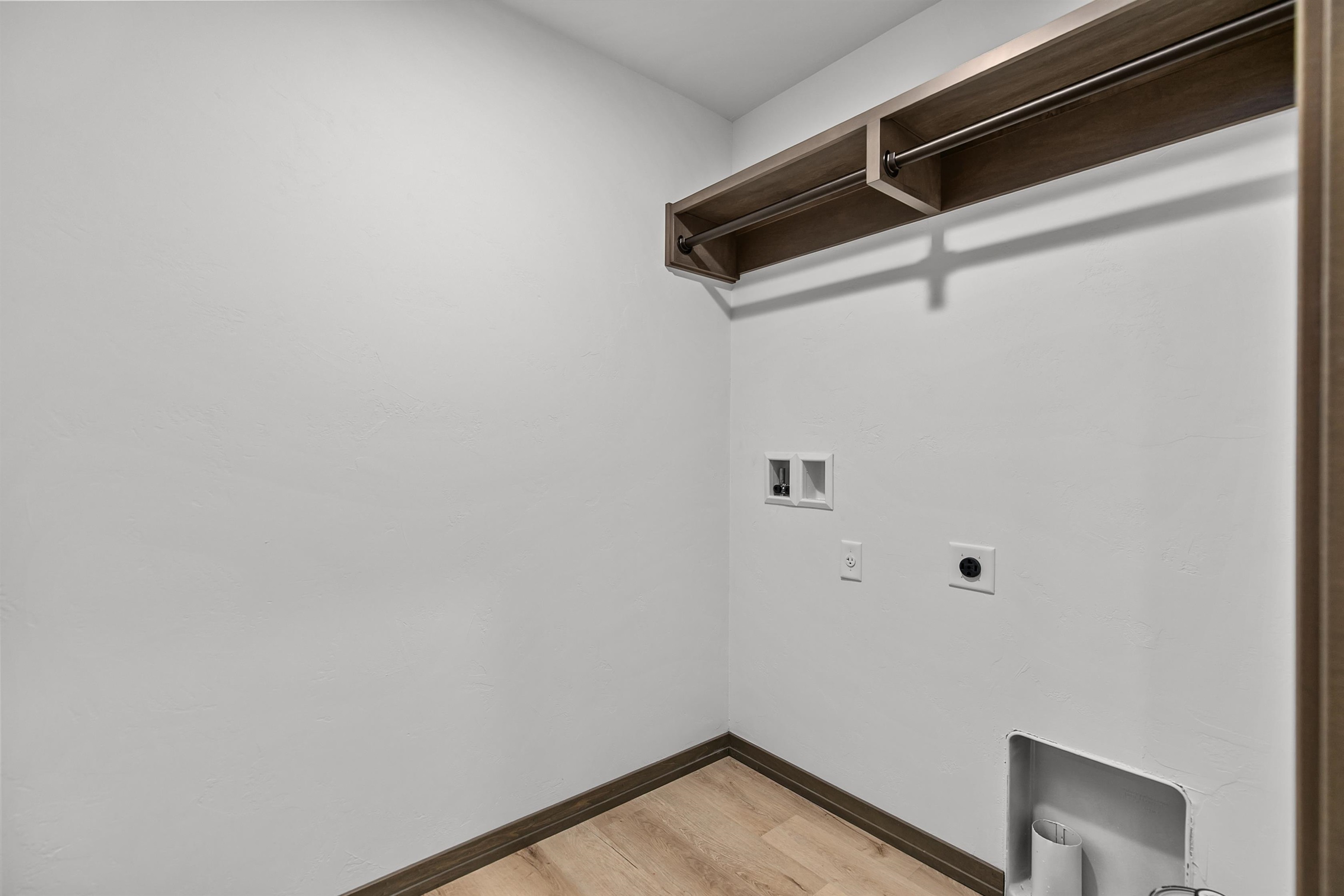 503 FOUNDERS Way