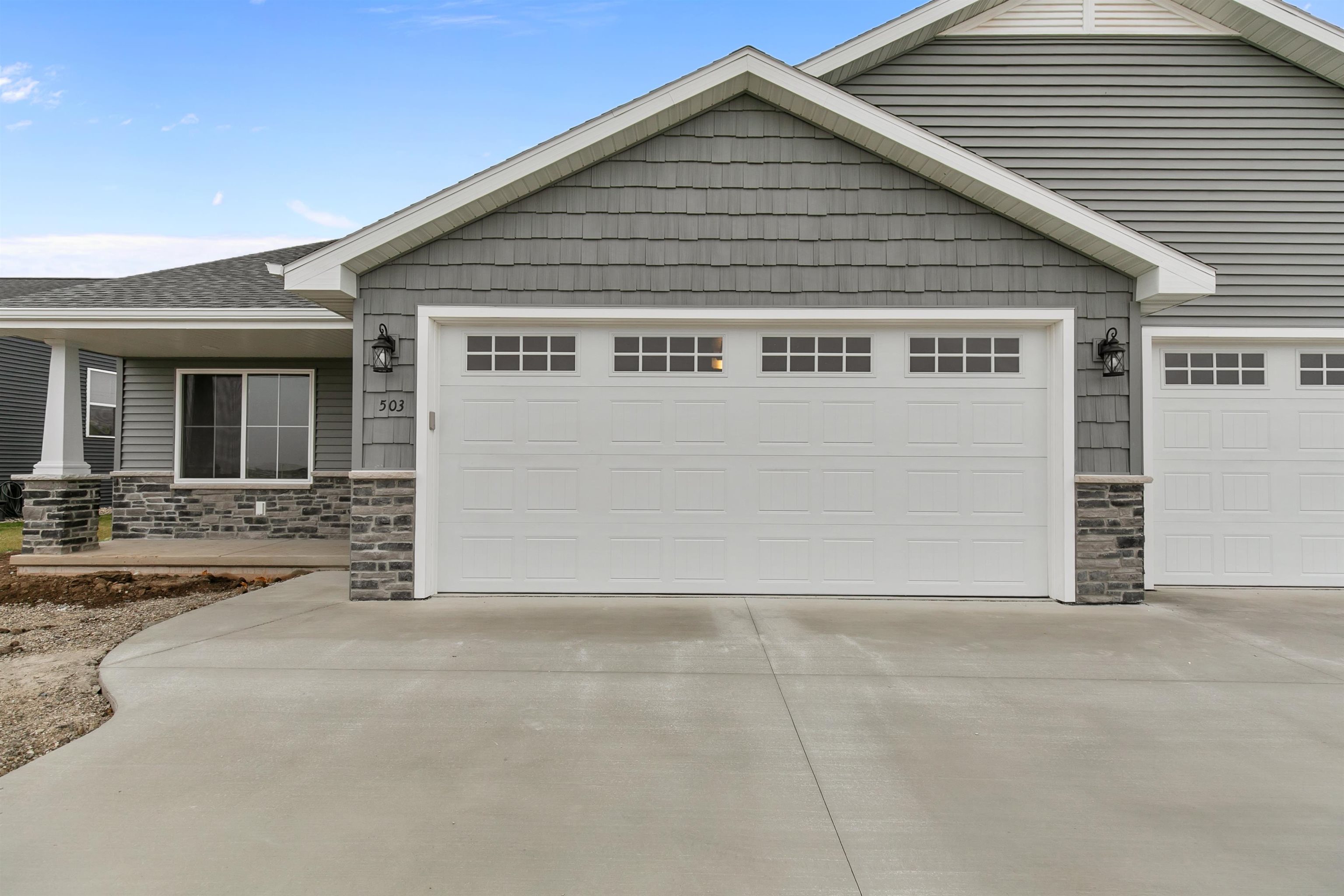 505 FOUNDERS Way
