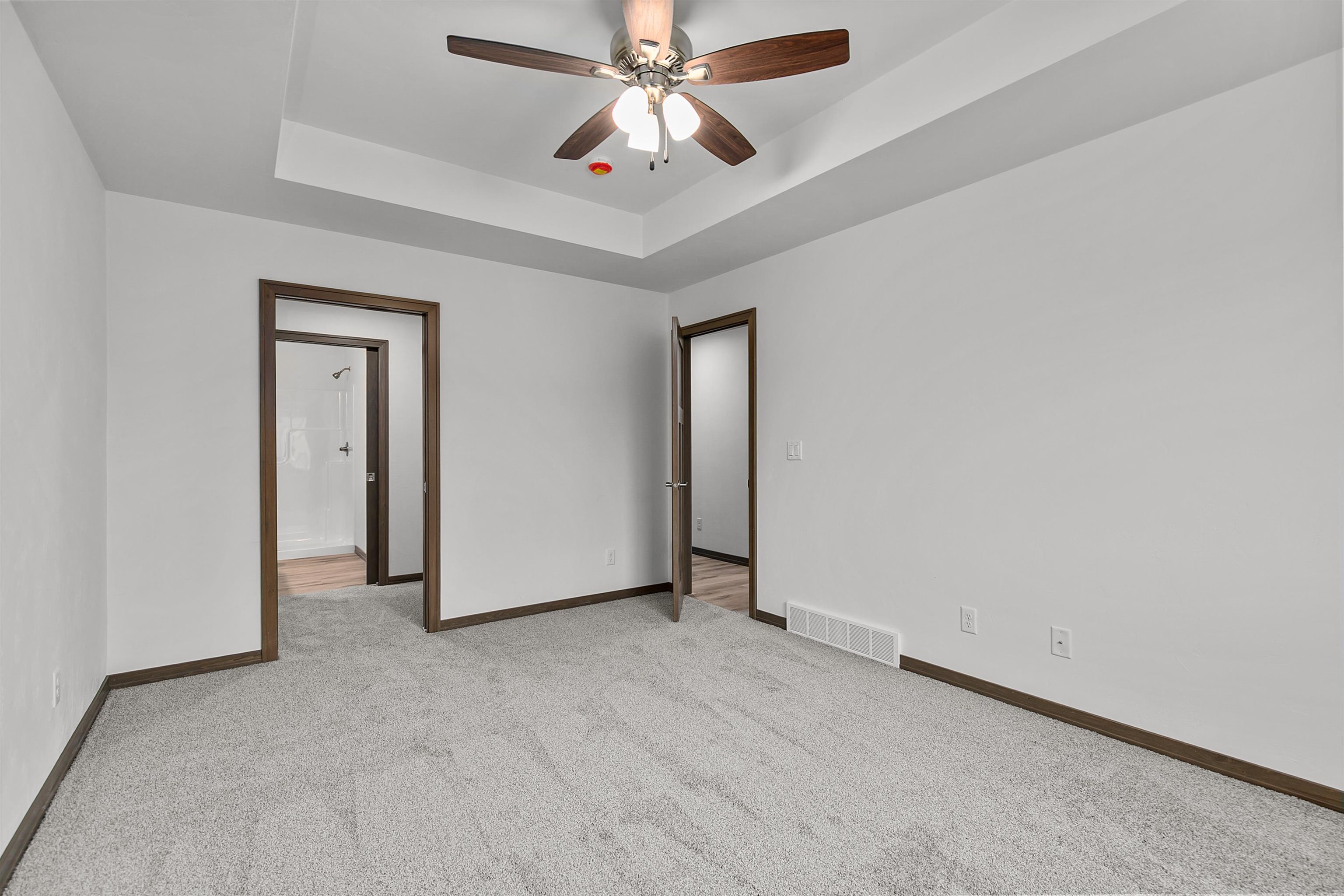 505 FOUNDERS Way
