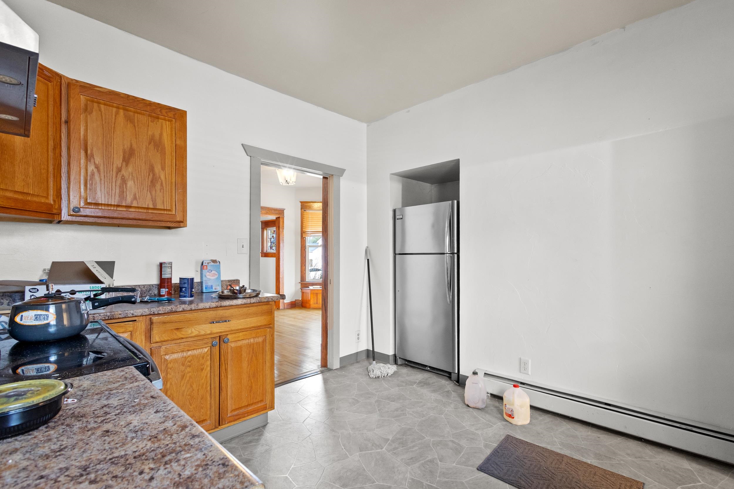 621 N HURON Street