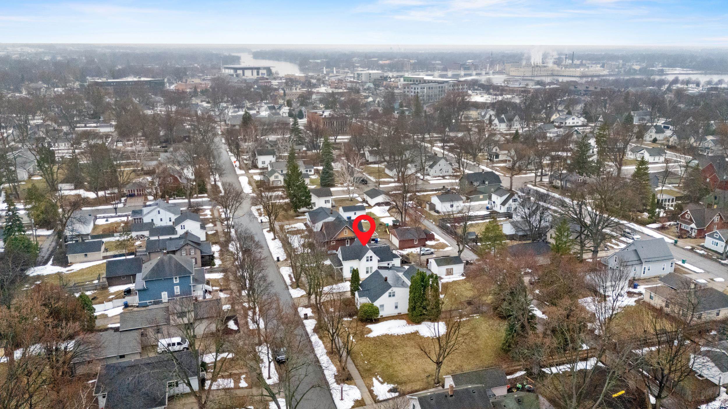 621 N HURON Street