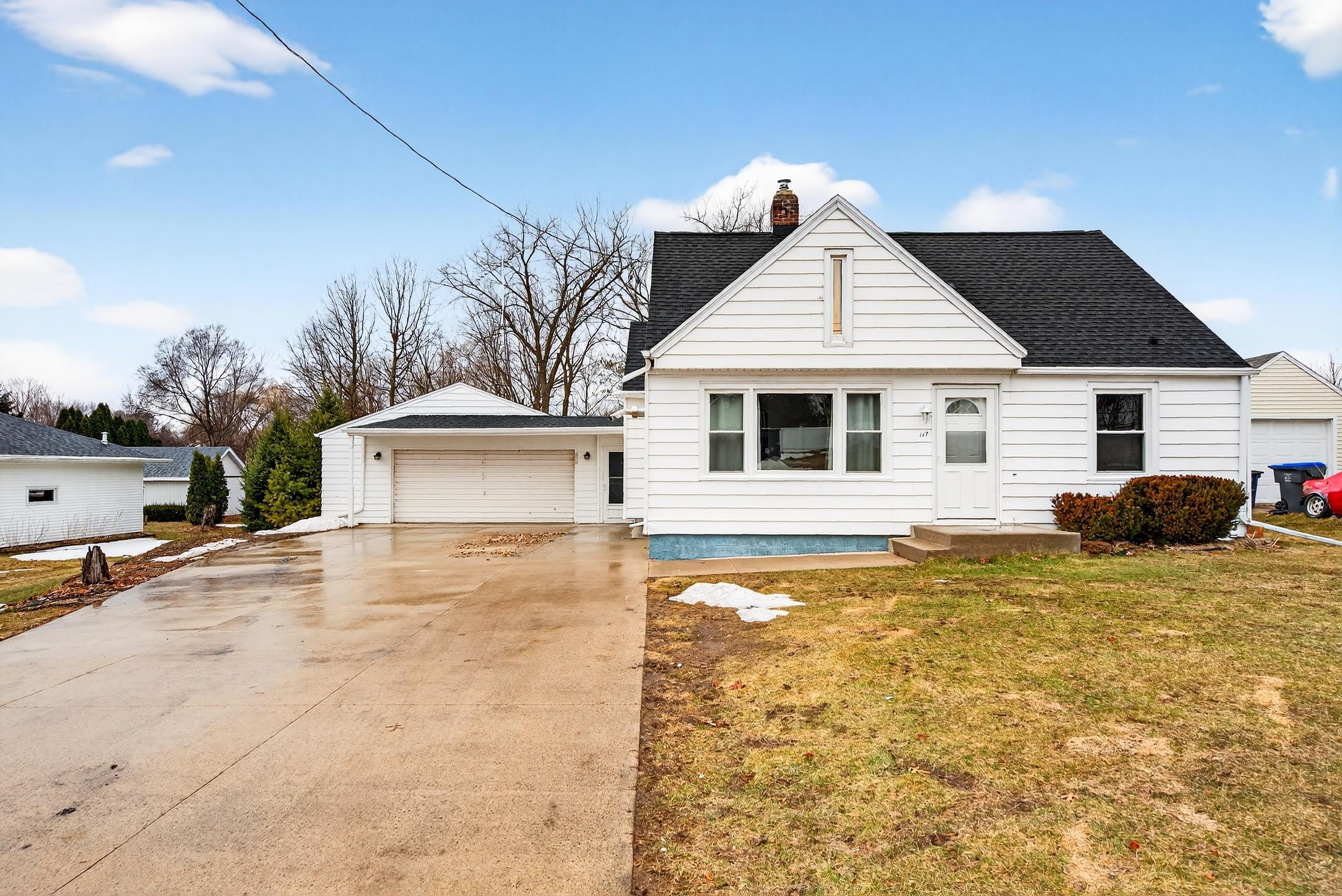 117 N CHERRY Street