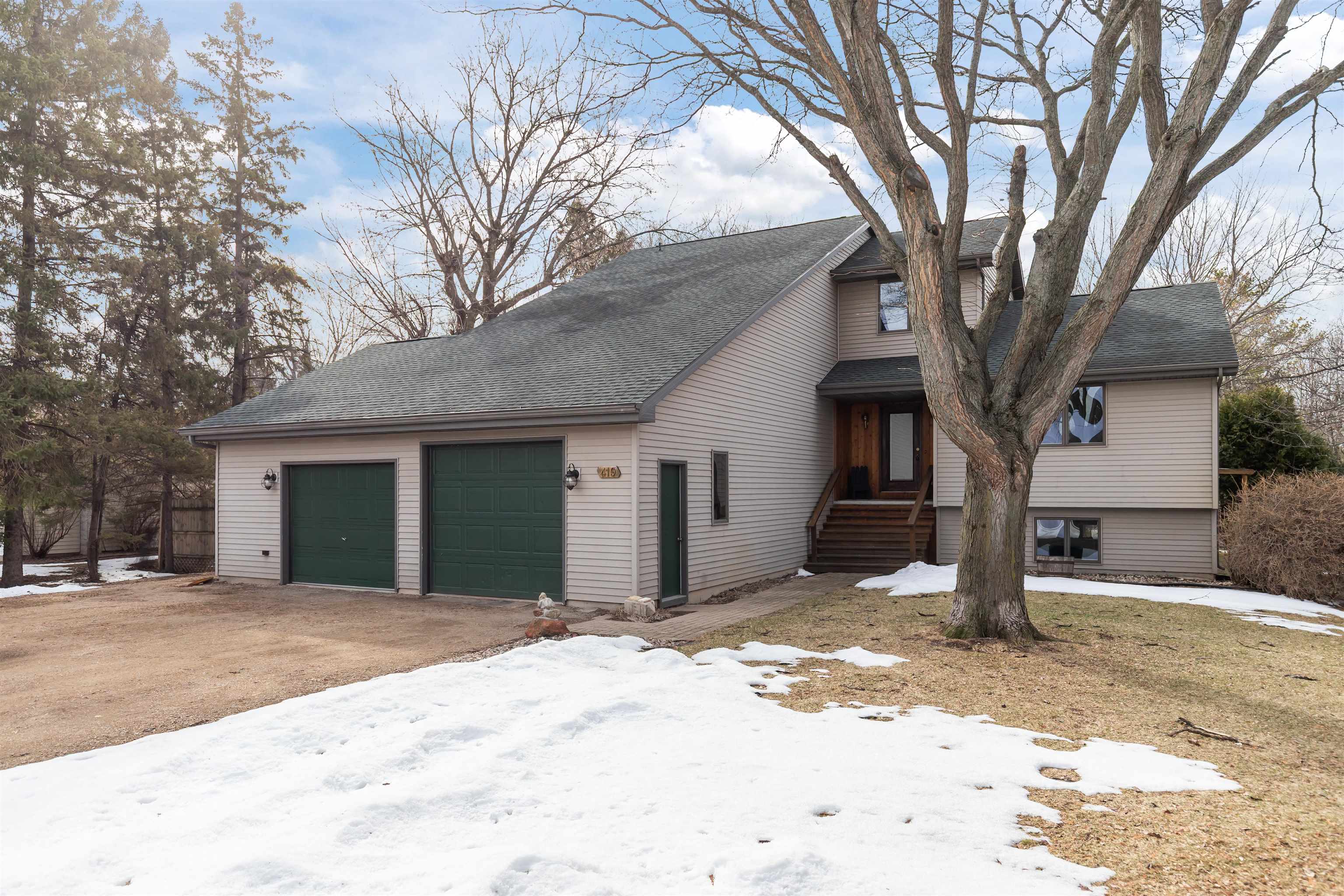 419 MAPLE Lane