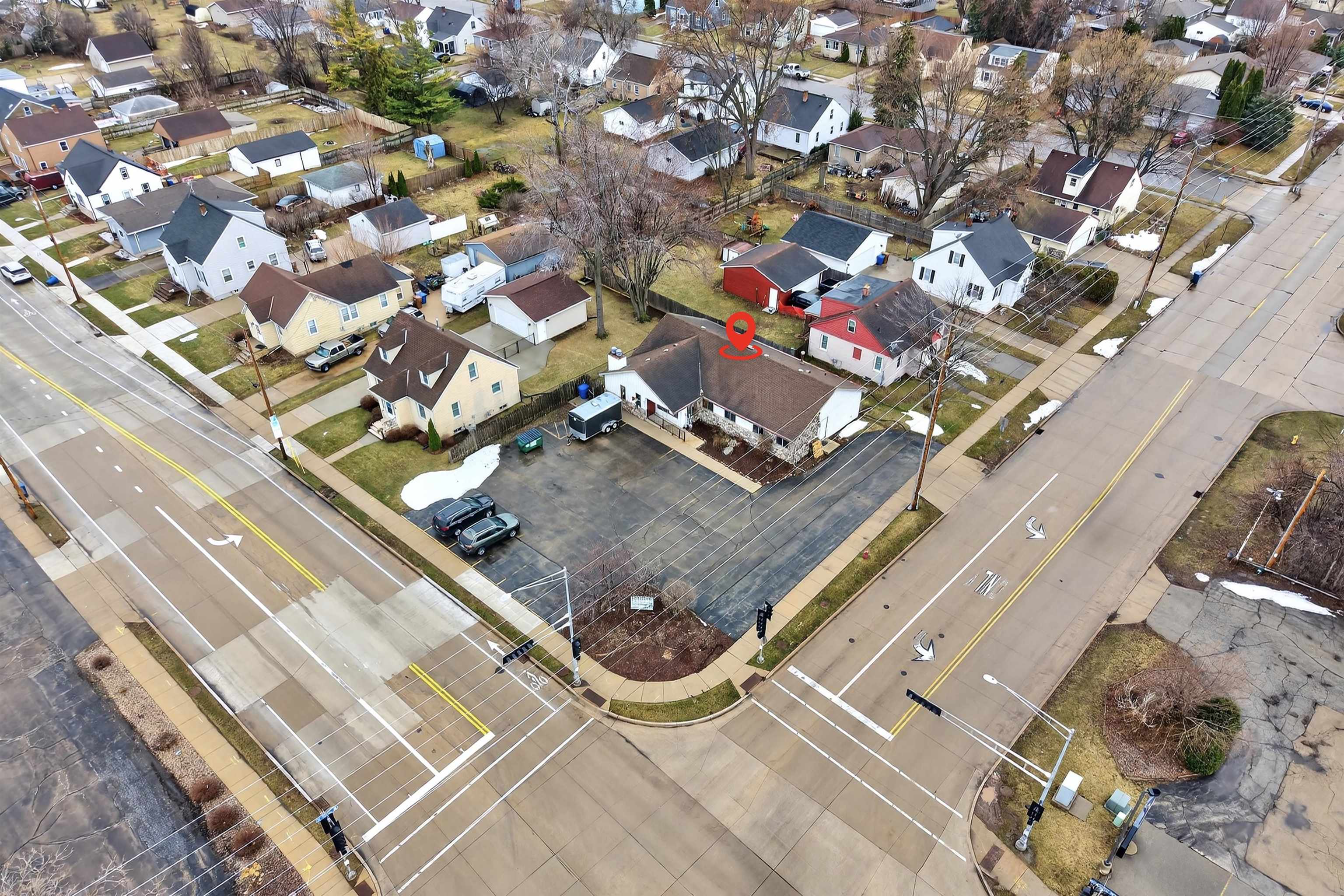 850 RACINE Street