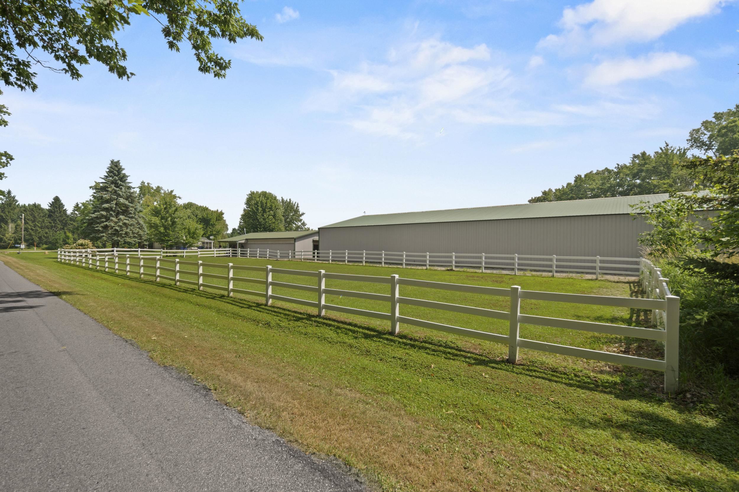 N4742 THOMPSON Road
