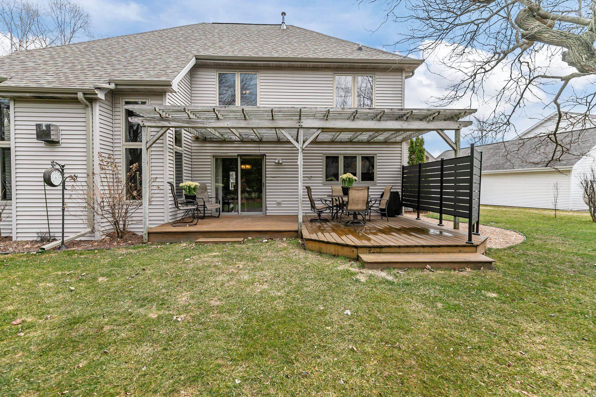 3113 PARK LAWN Court