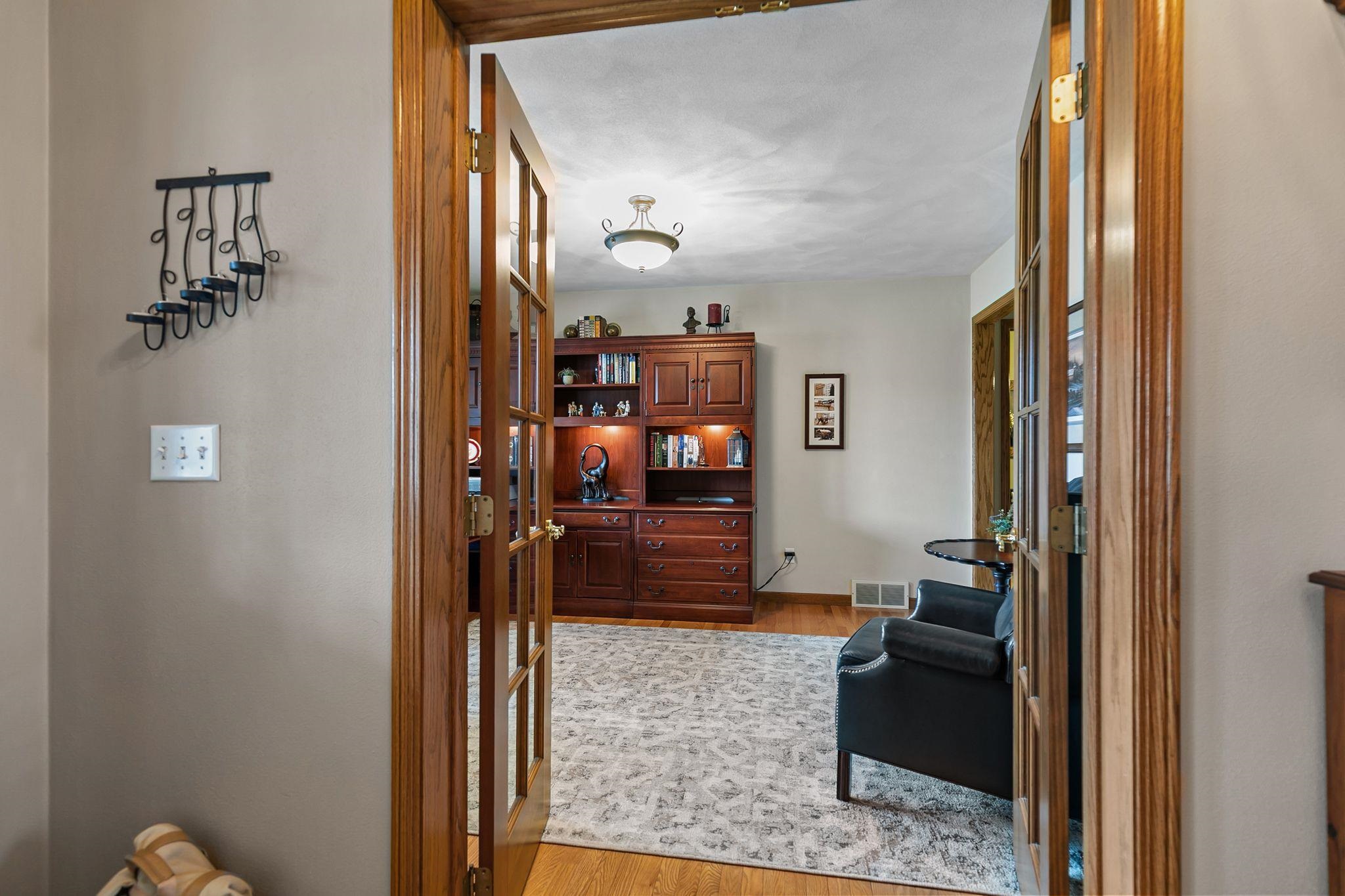 3113 PARK LAWN Court