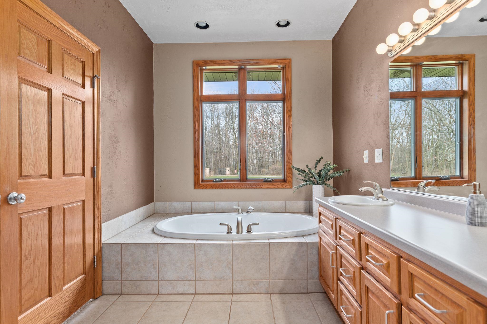 E9625 HICKORY RIDGE Lane