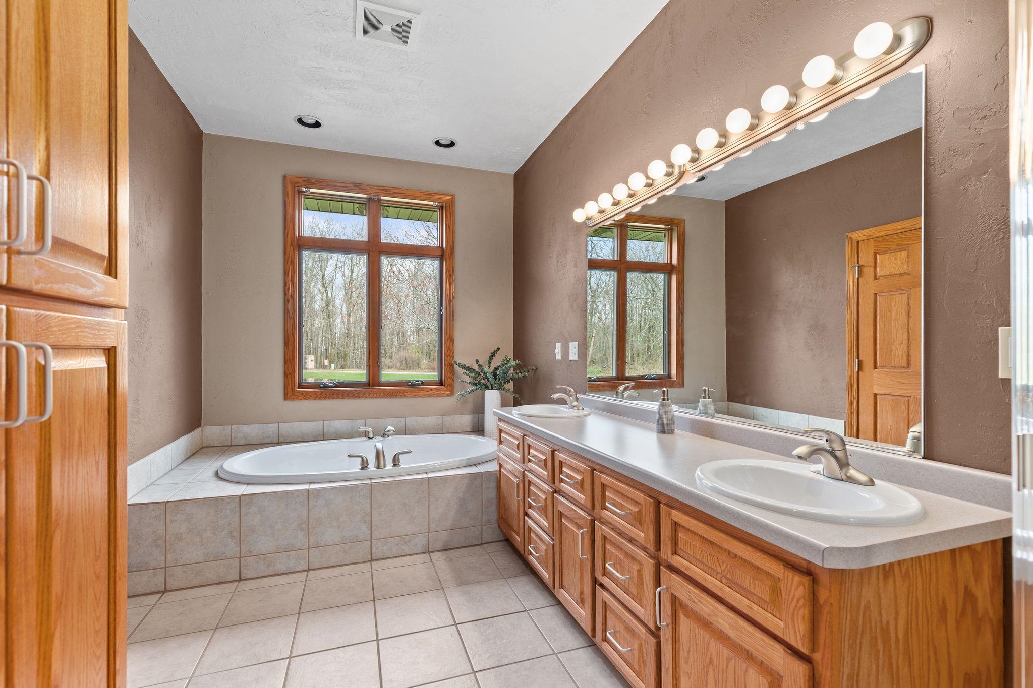 E9625 HICKORY RIDGE Lane